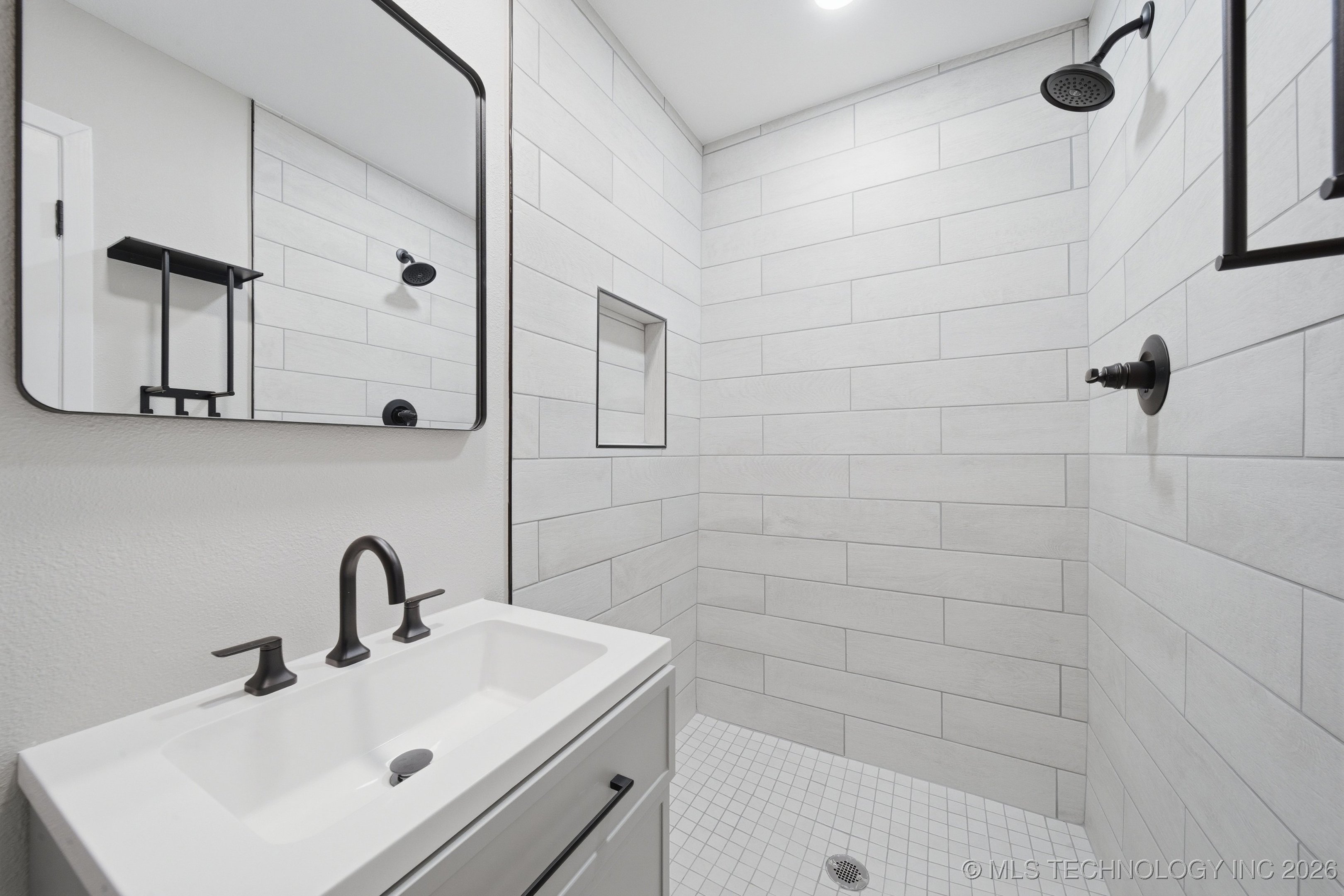 1401 N Taft Avenue Property Photo 19