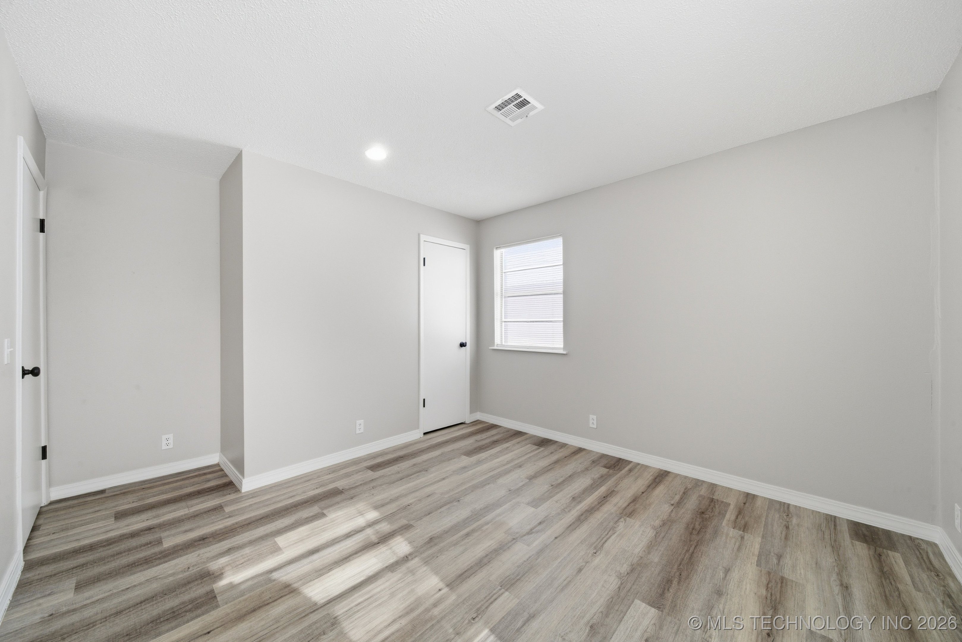 1401 N Taft Avenue Property Photo 22