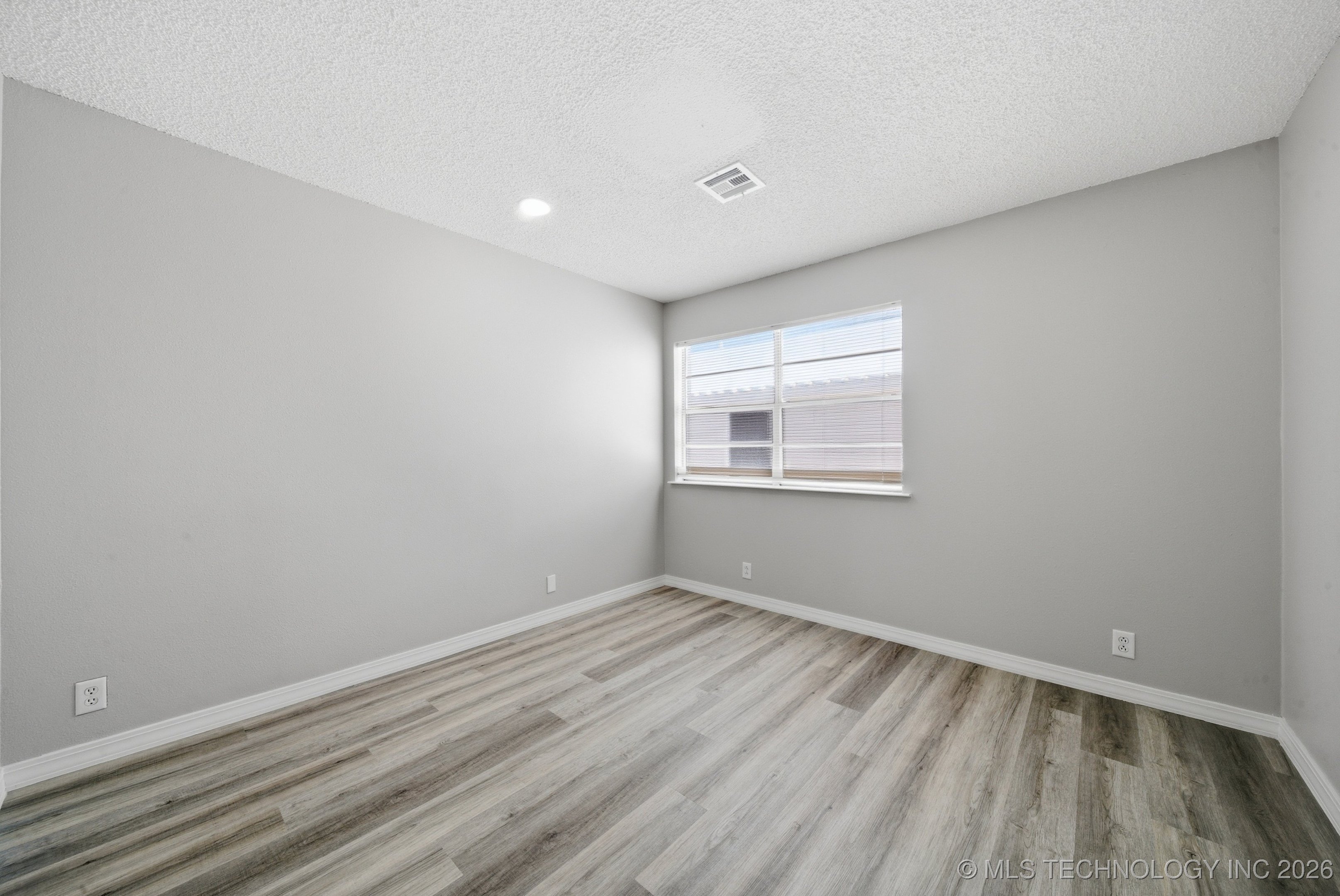 1401 N Taft Avenue Property Photo 25