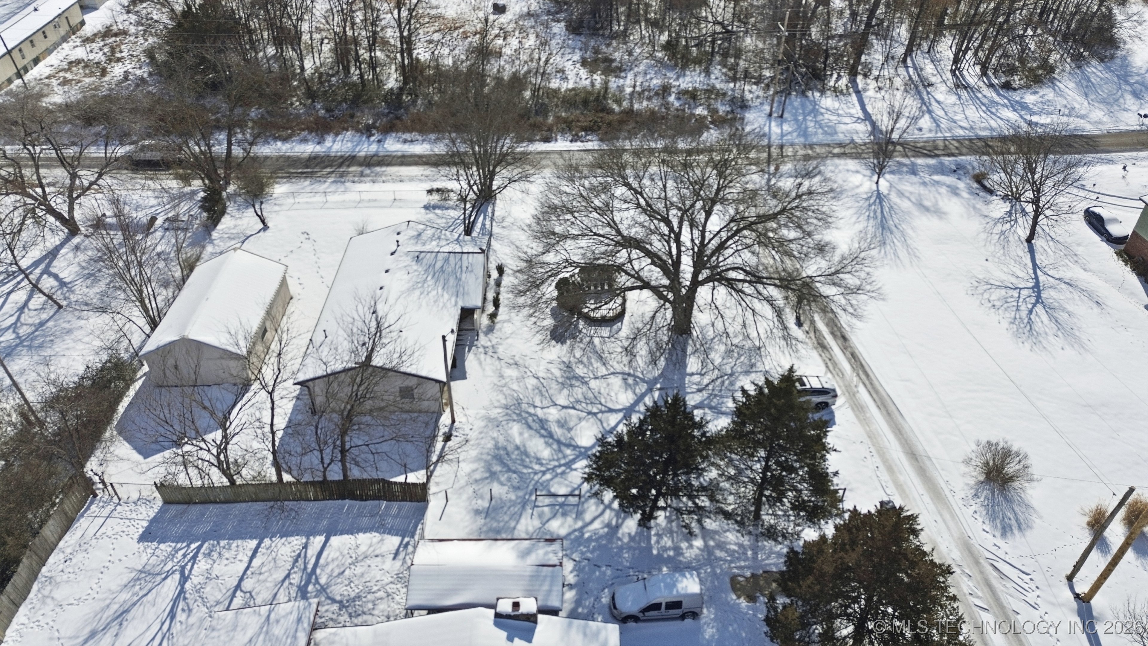 1401 N Taft Avenue Property Photo 31