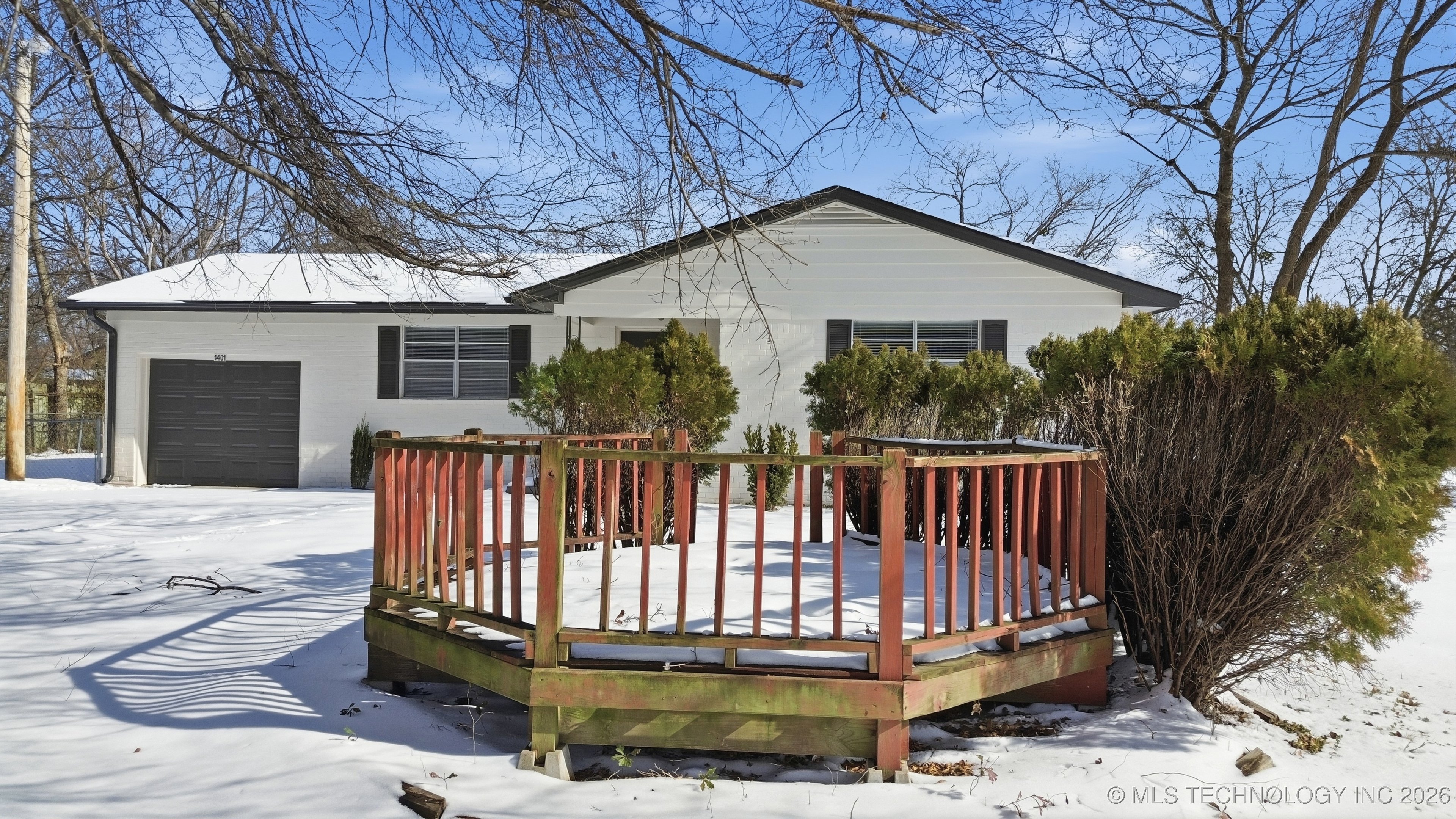 1401 N Taft Avenue Property Photo 33