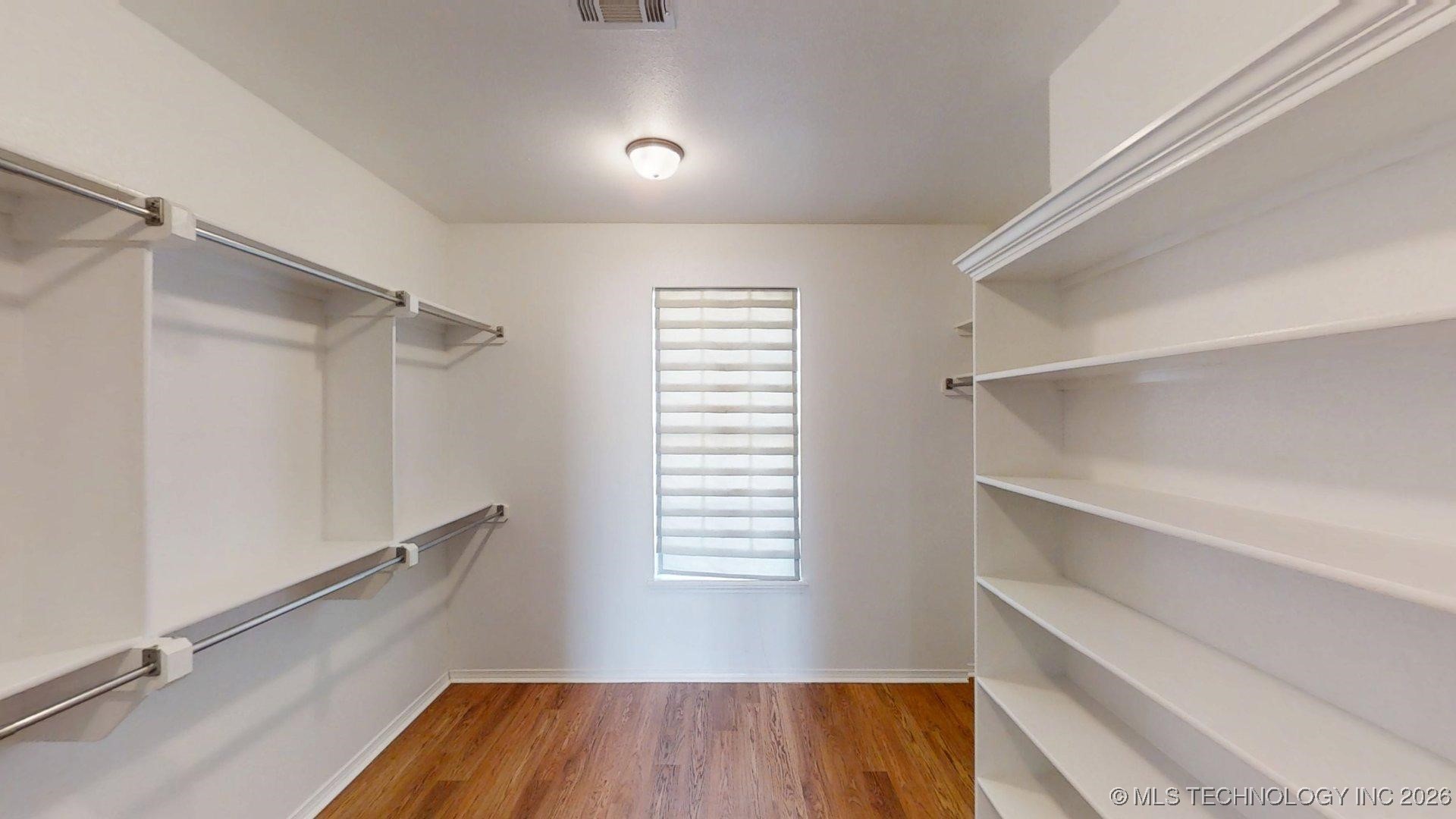 826 Oak Tree Drive Property Photo 19