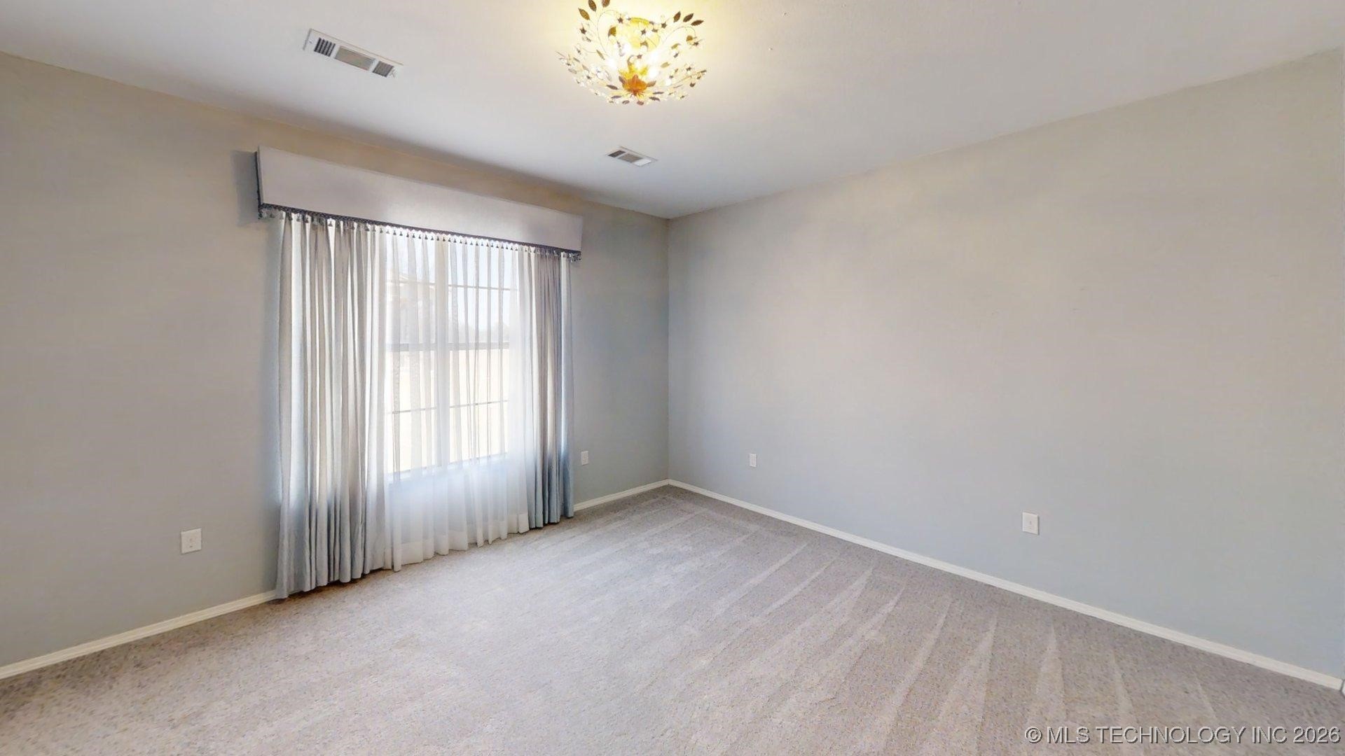 826 Oak Tree Drive Property Photo 23