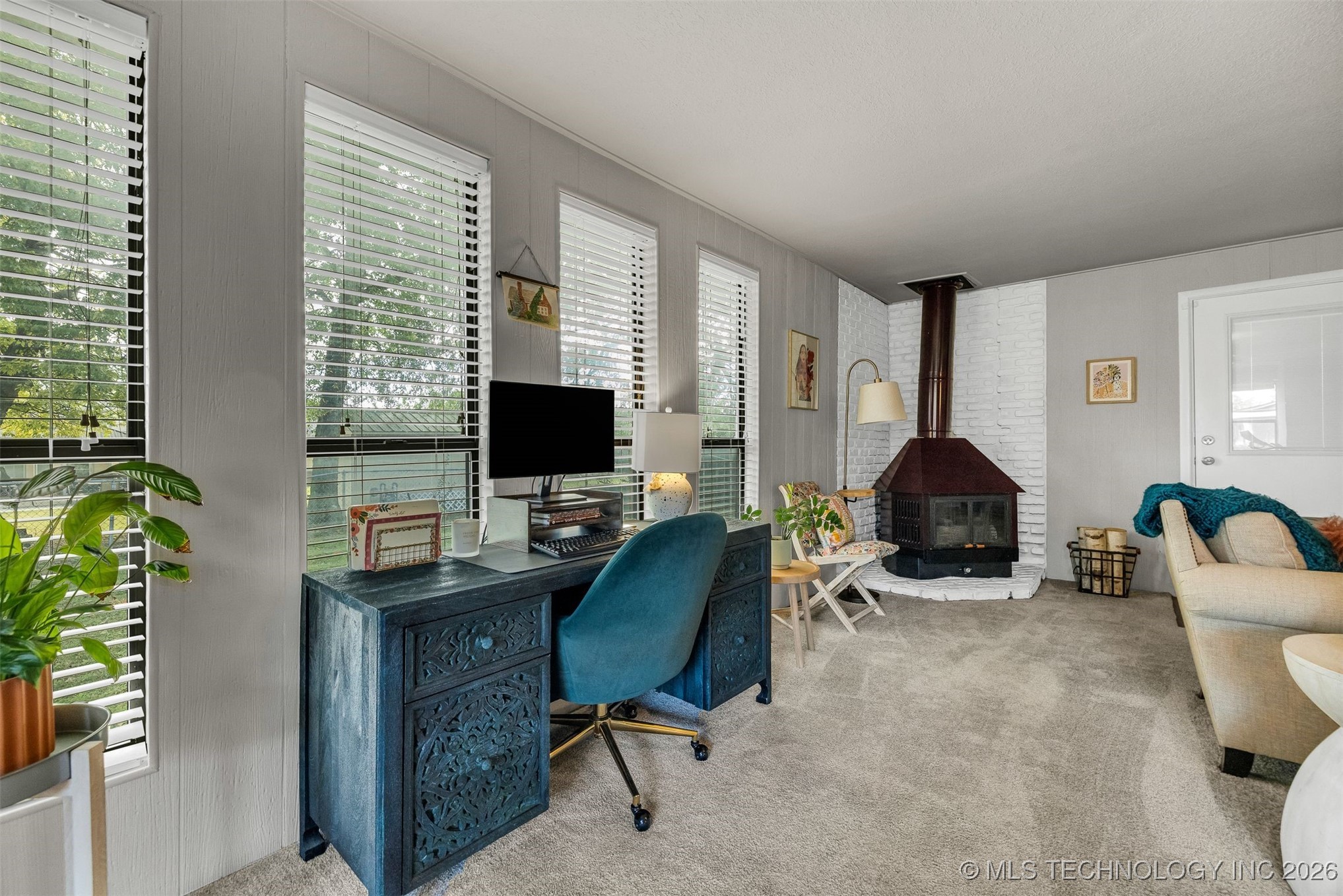 1109 N Hickory Court Property Photo 17