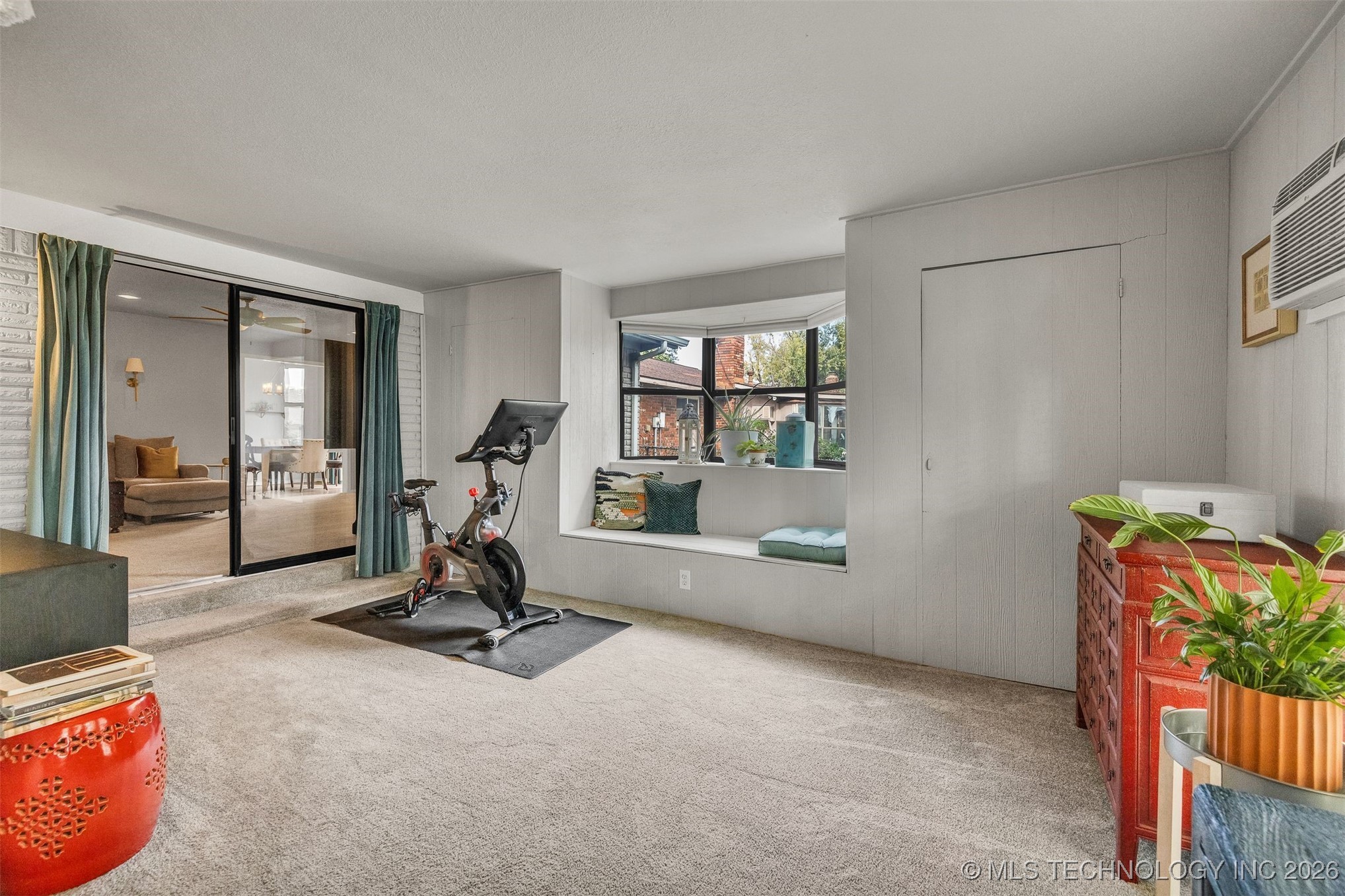 1109 N Hickory Court Property Photo 21