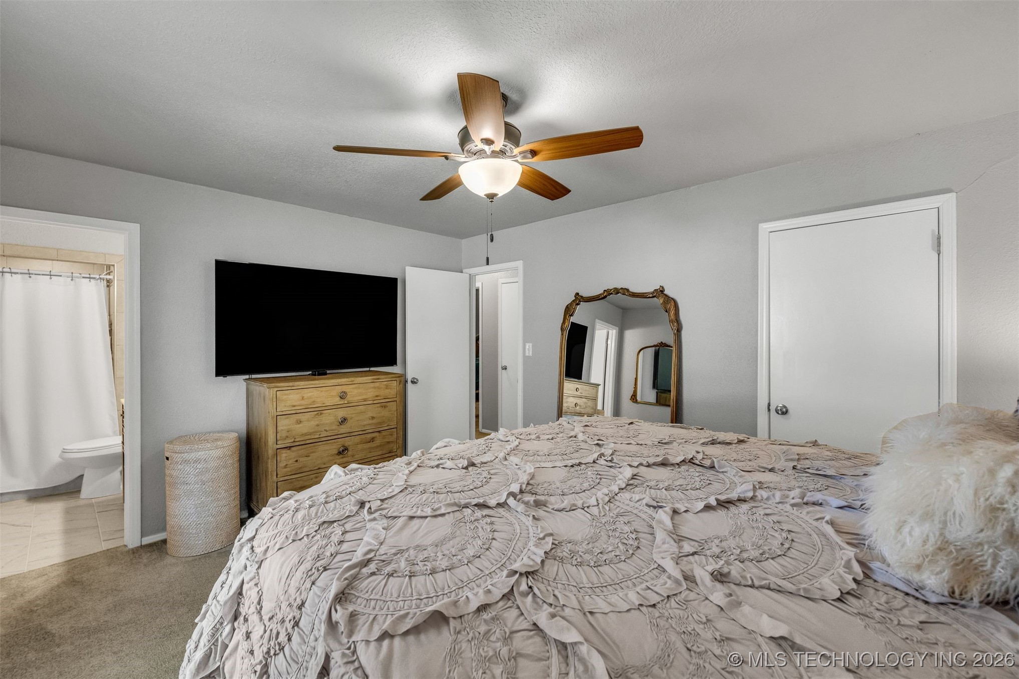 1109 N Hickory Court Property Photo 24