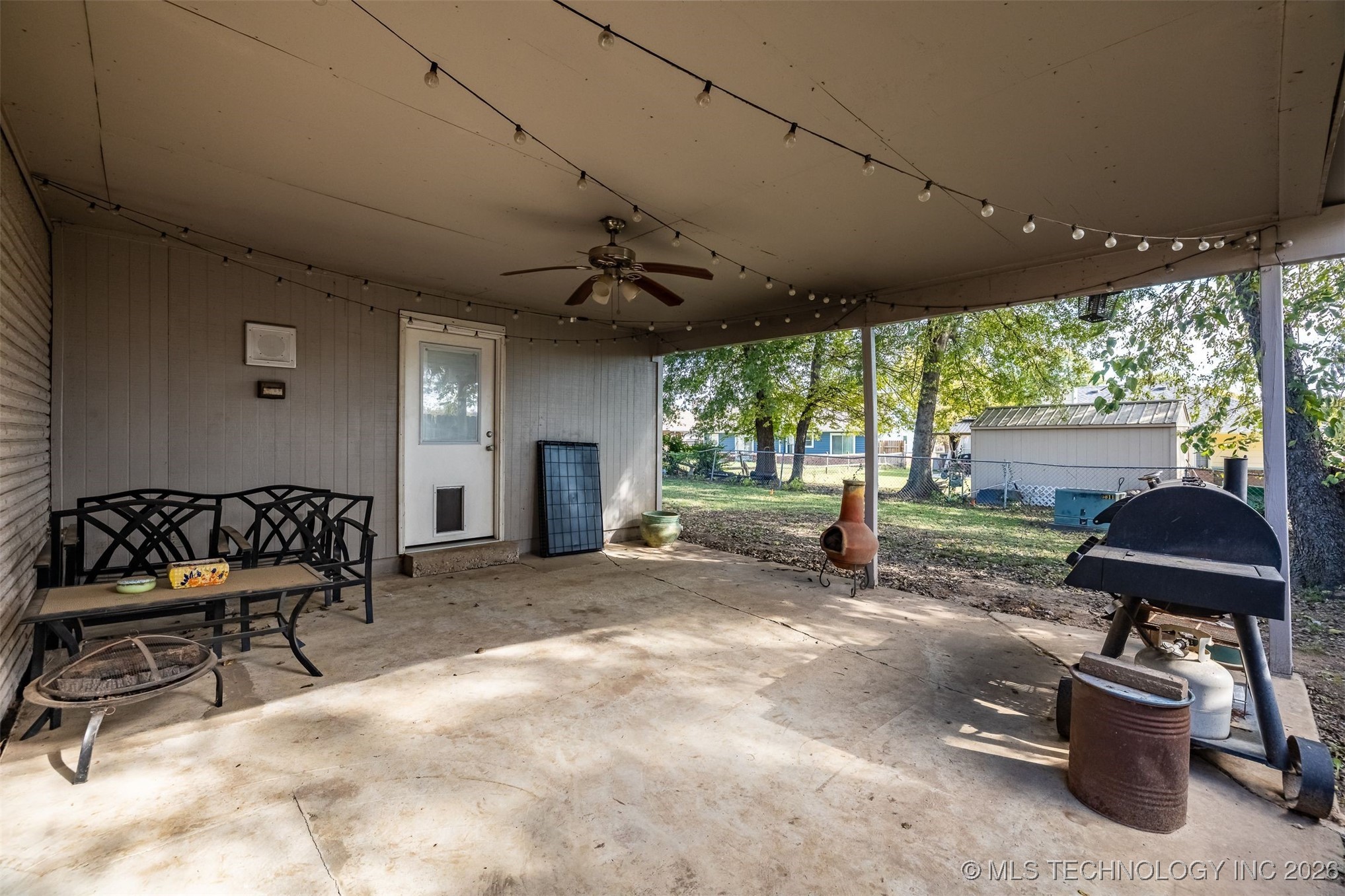 1109 N Hickory Court Property Photo 32