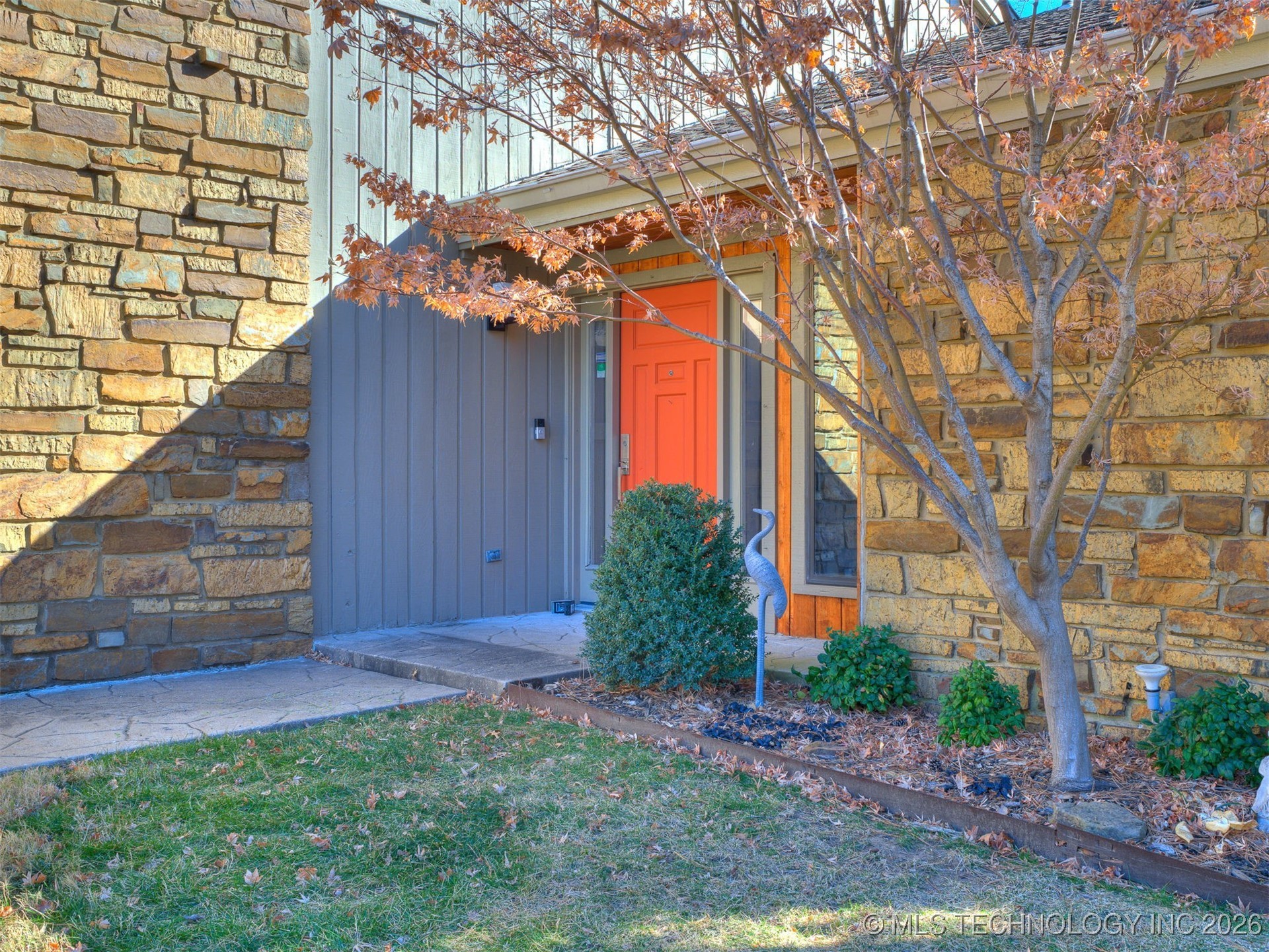 3314 E 68th Street 11 Property Photo 8