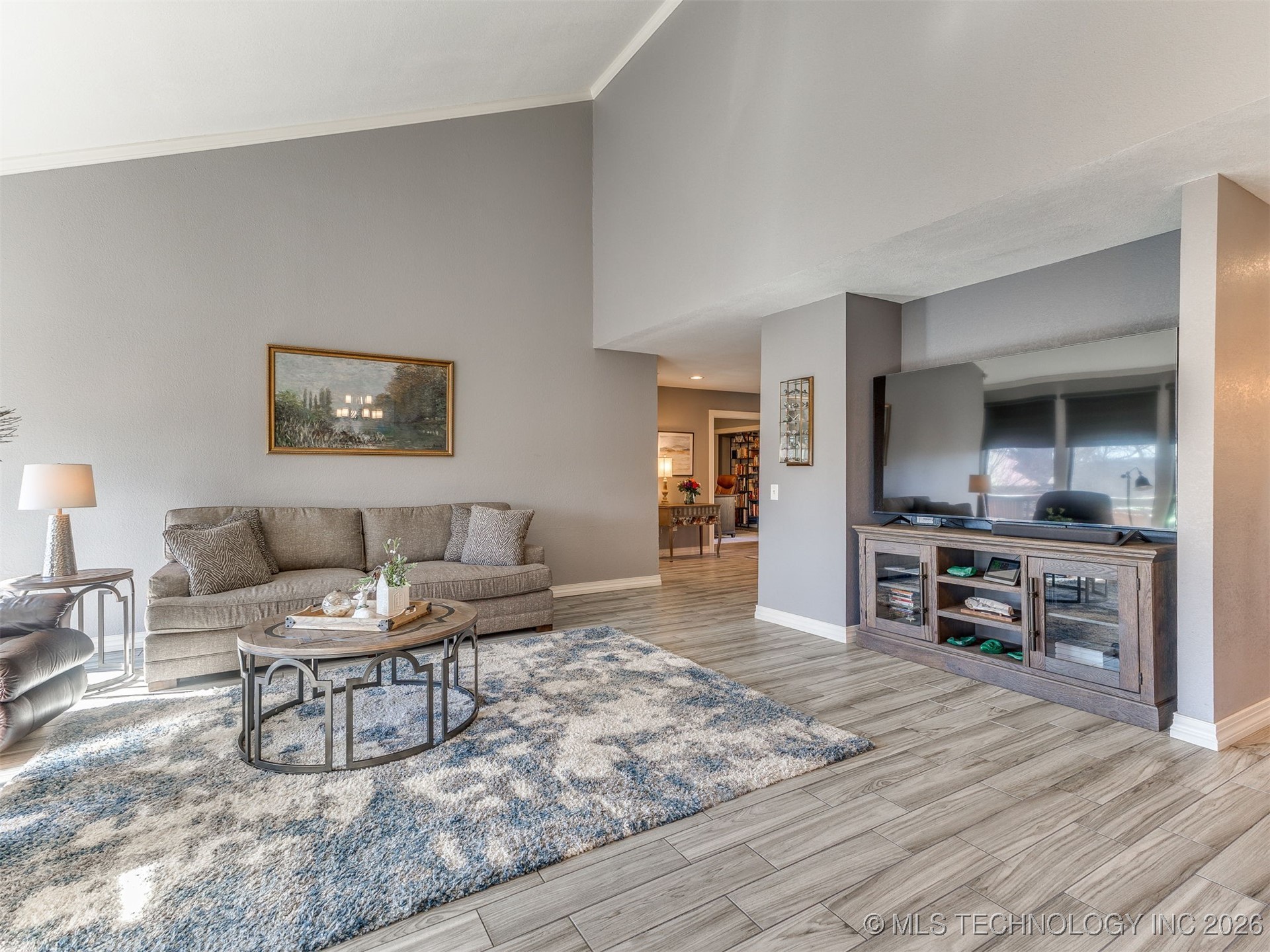 3314 E 68th Street 11 Property Photo 14