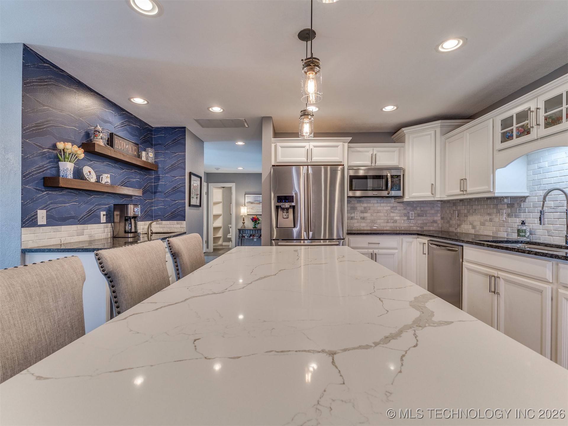 3314 E 68th Street 11 Property Photo 20