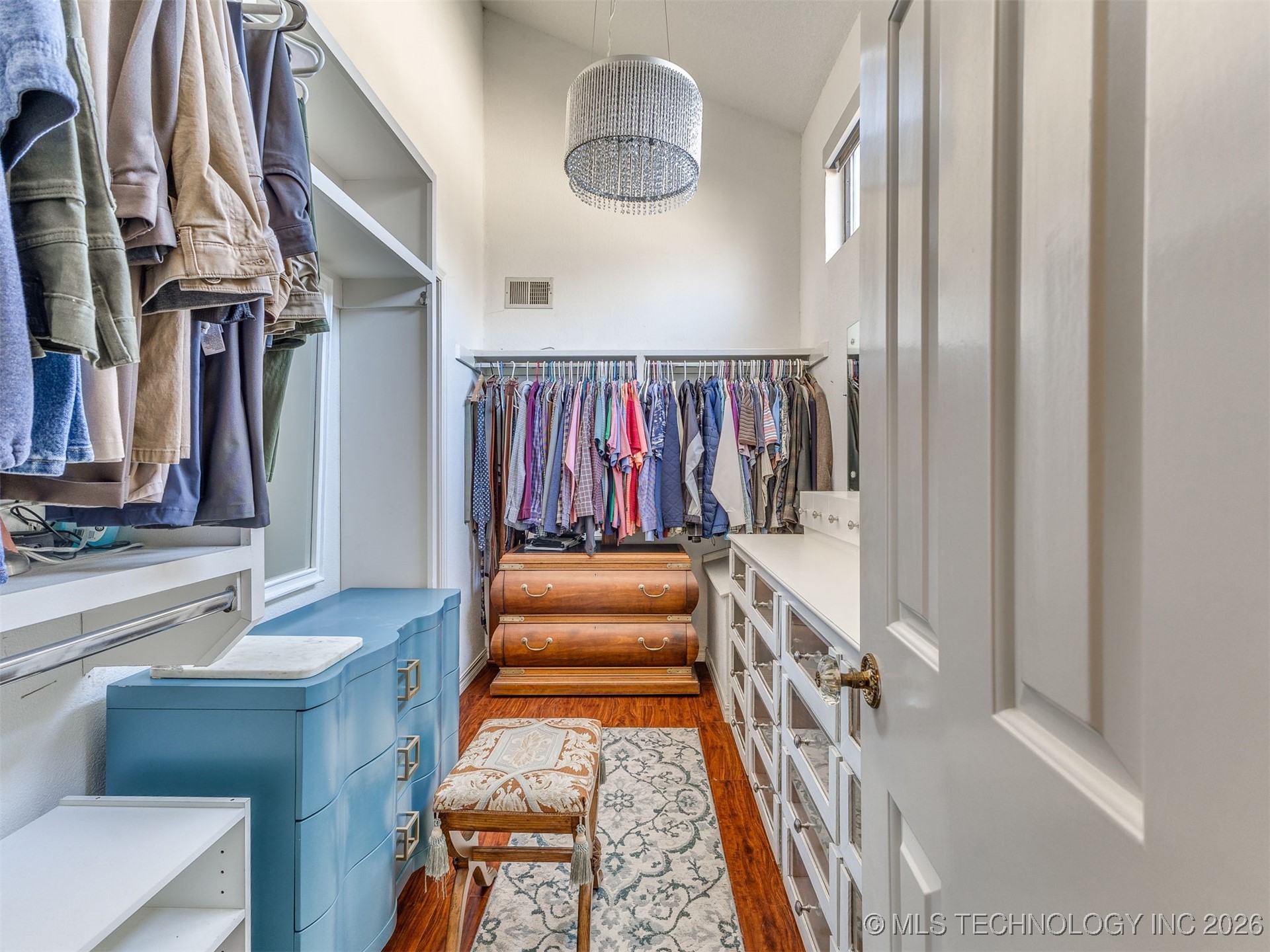 3314 E 68th Street 11 Property Photo 40