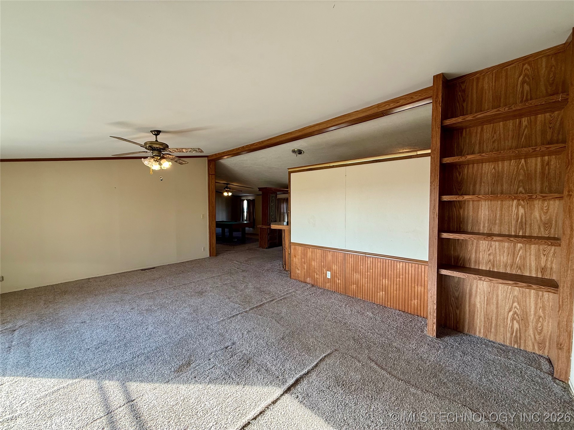 10467 N 26th Street East Property Photo 2