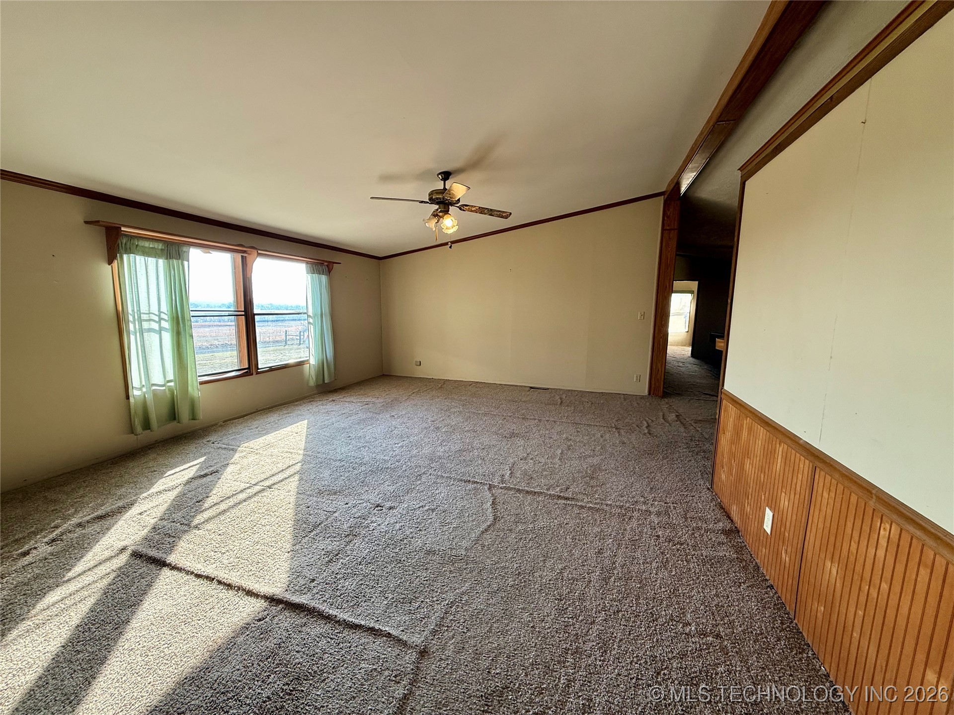 10467 N 26th Street East Property Photo 3