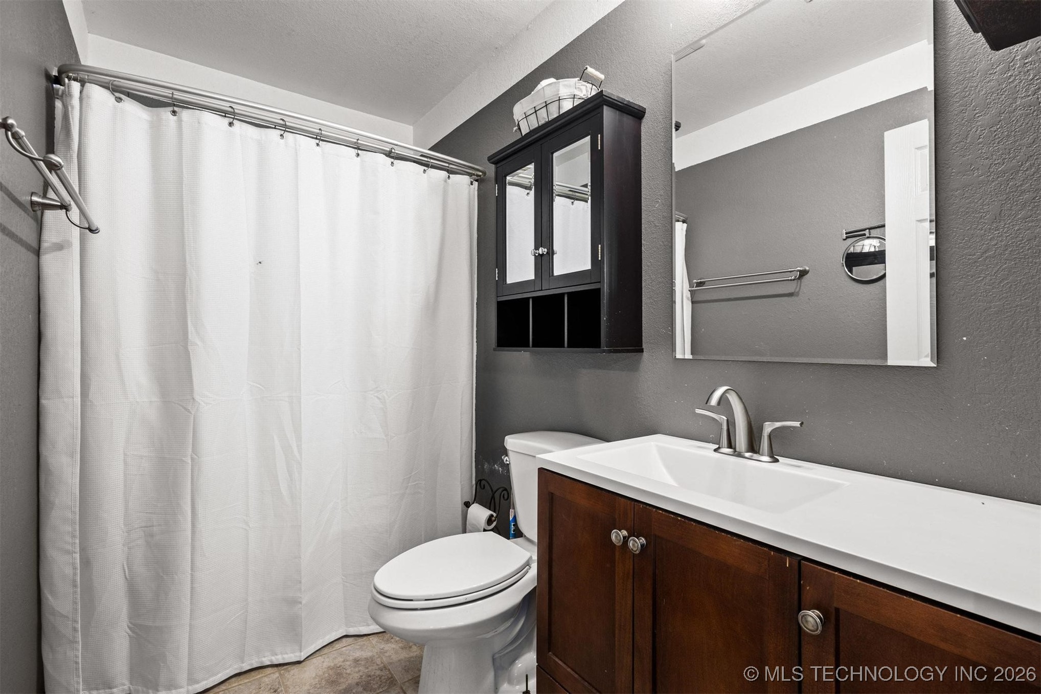 233 Joy Lane Property Photo 14