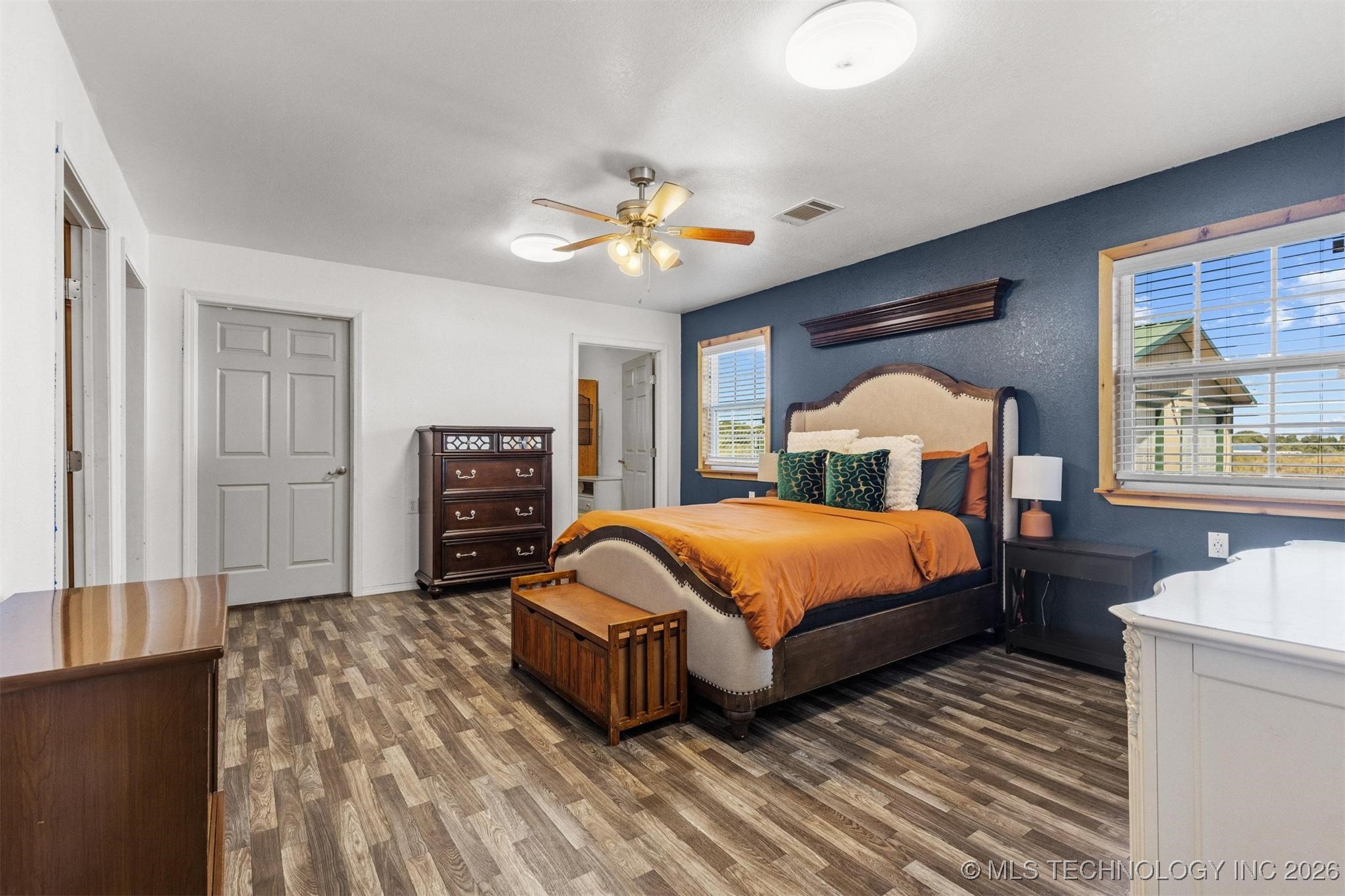 233 Joy Lane Property Photo 15