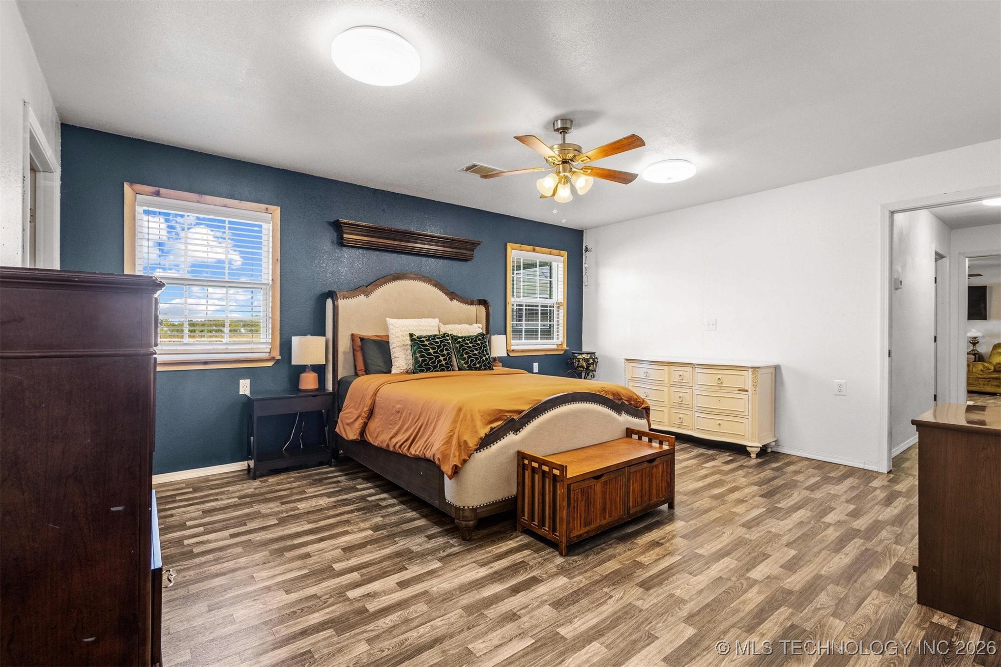 233 Joy Lane Property Photo 16