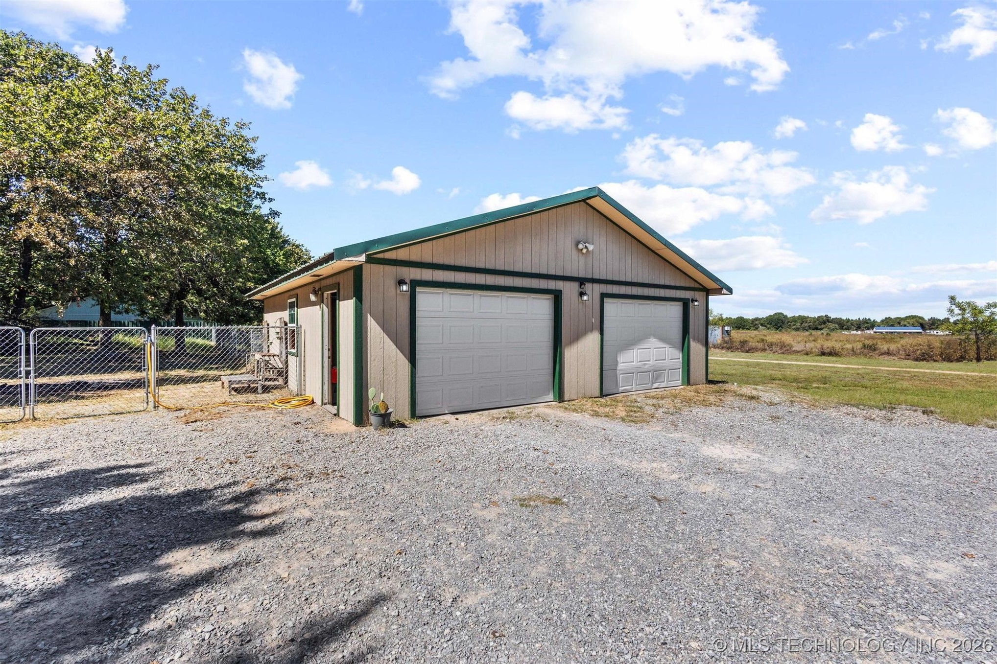 233 Joy Lane Property Photo 31