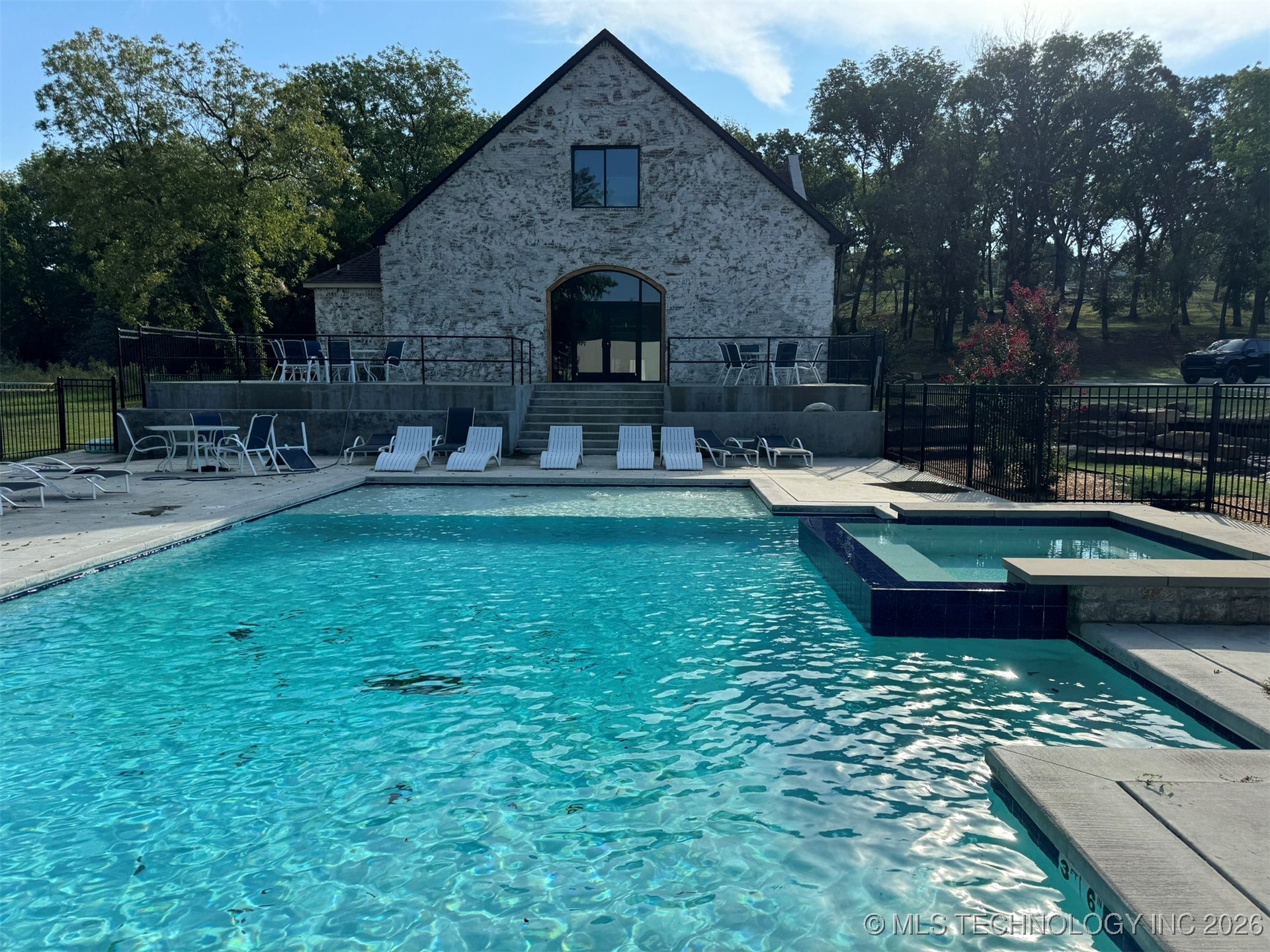 3410 Redbud Lane Property Photo 22