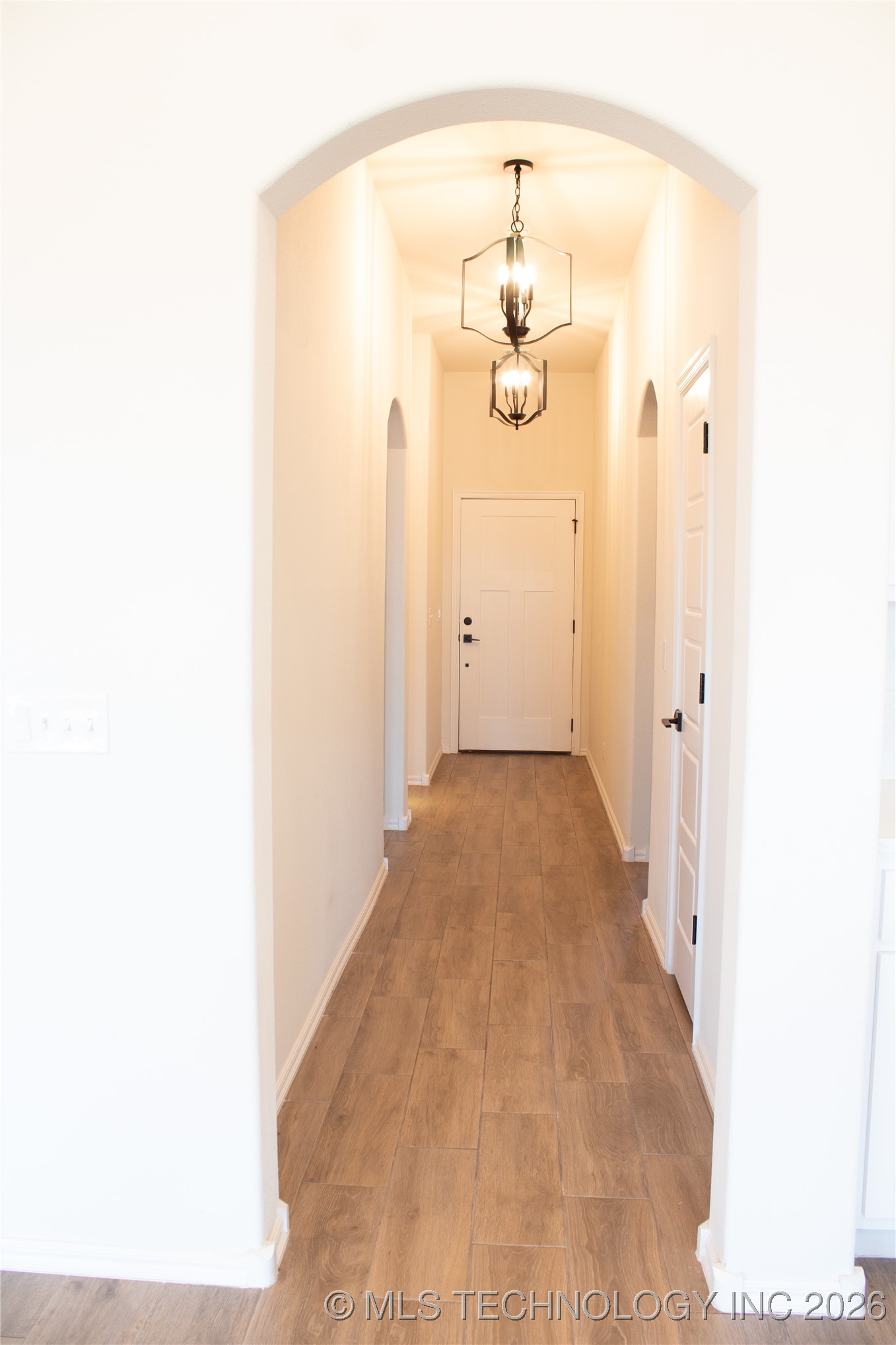 2916 S 8th Street Property Photo 3