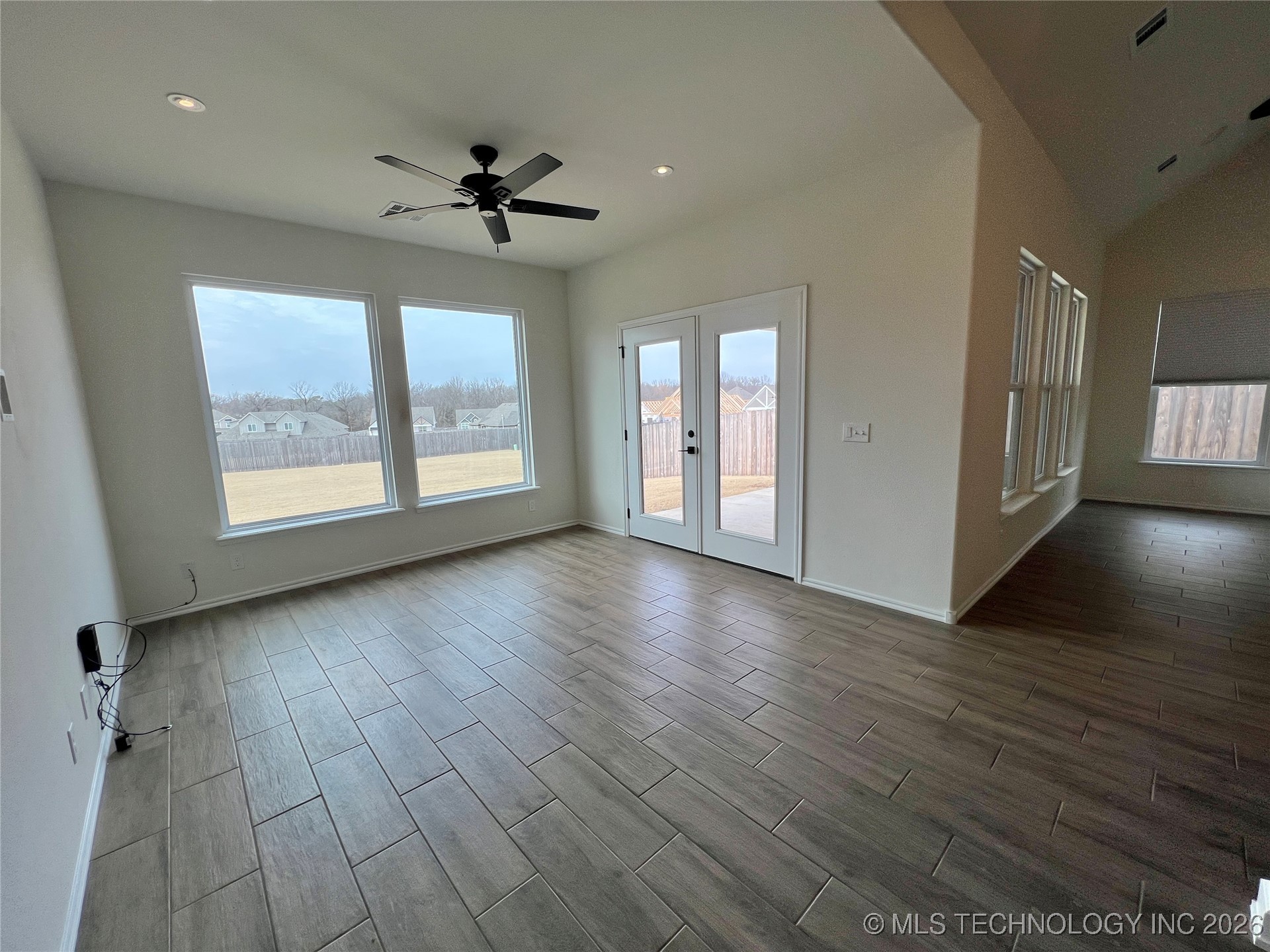 2916 S 8th Street Property Photo 10