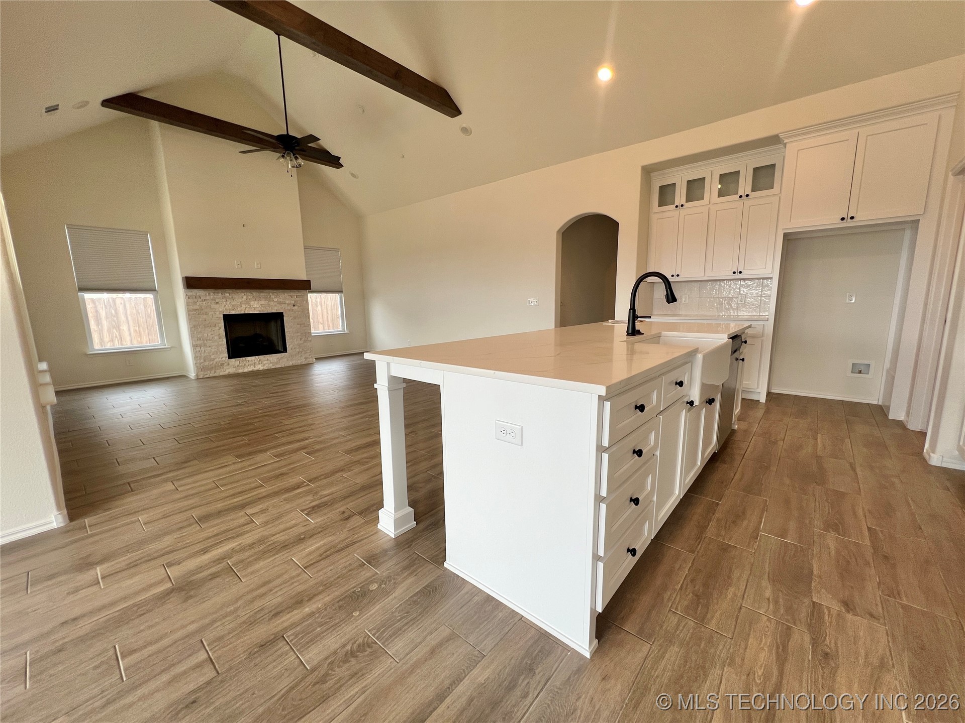 2916 S 8th Street Property Photo 12