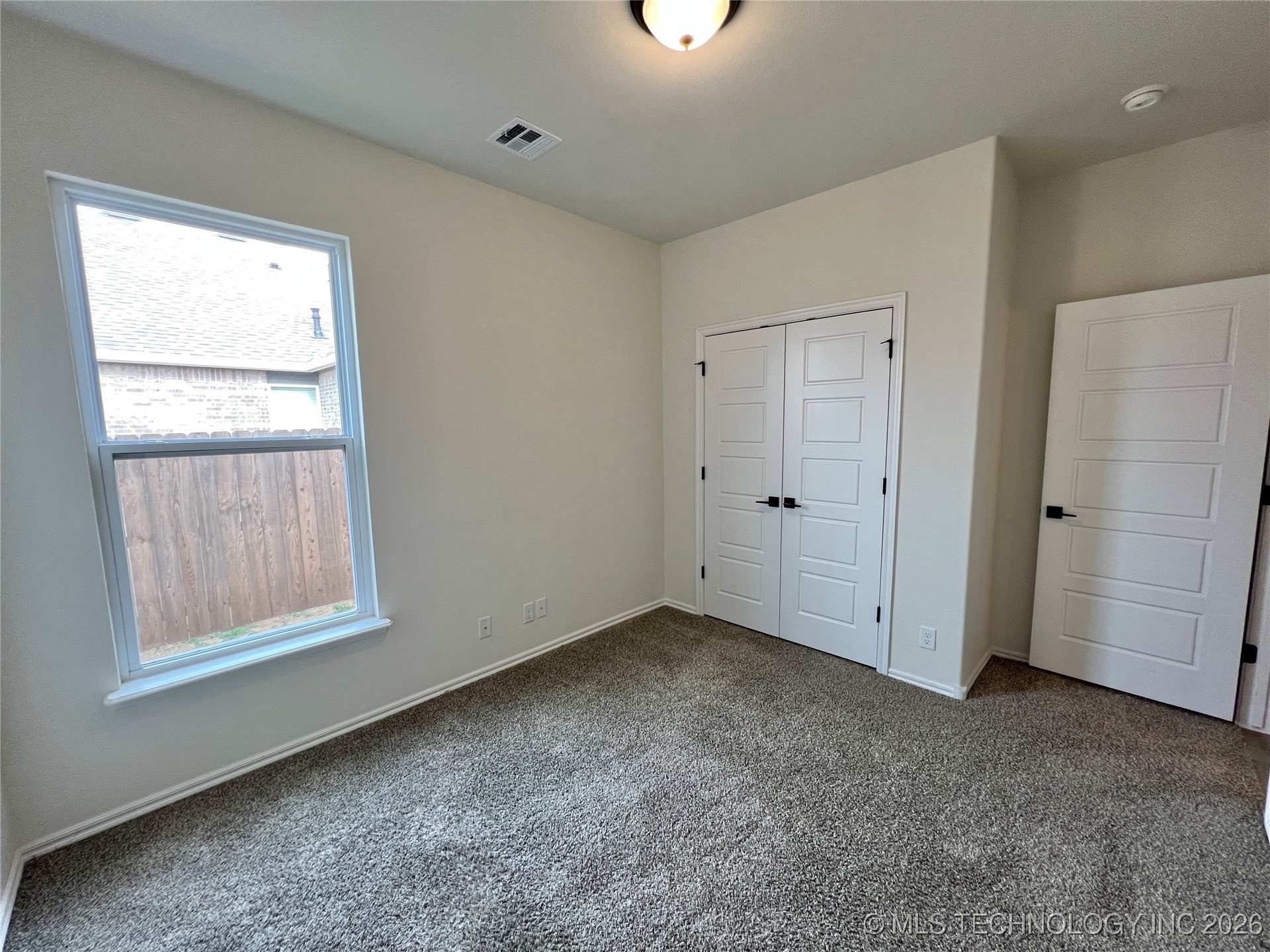 2916 S 8th Street Property Photo 18