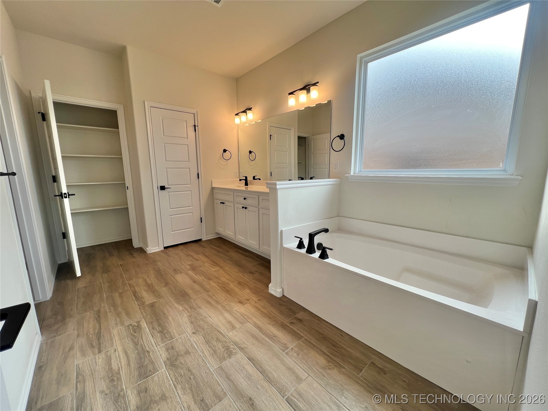 2916 S 8th Street Property Photo 22