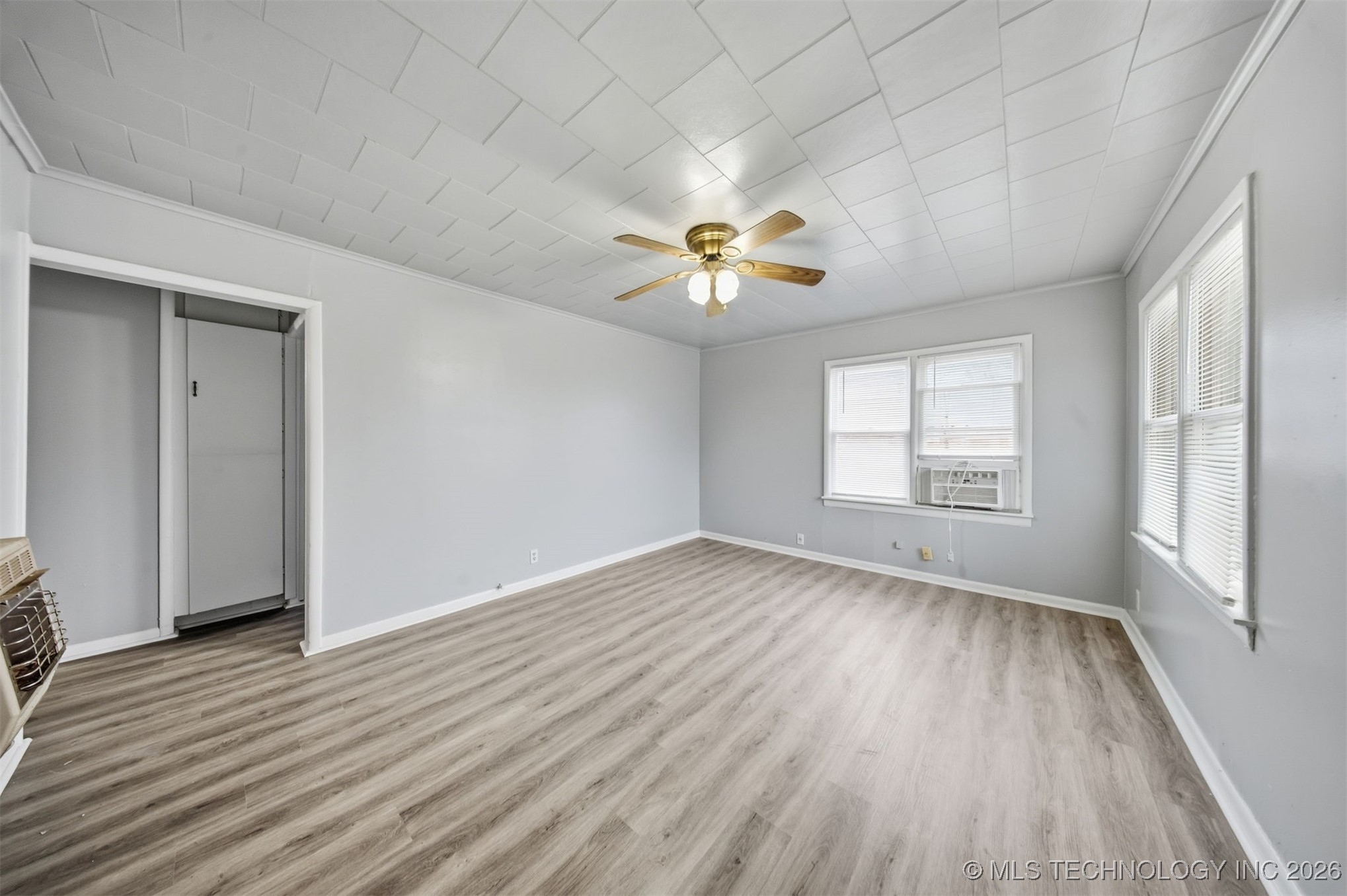 616 E Cherry Street Property Photo 4