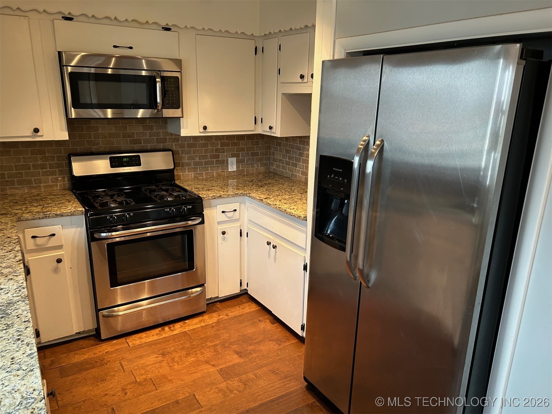 12 W 42nd Street Property Photo 7
