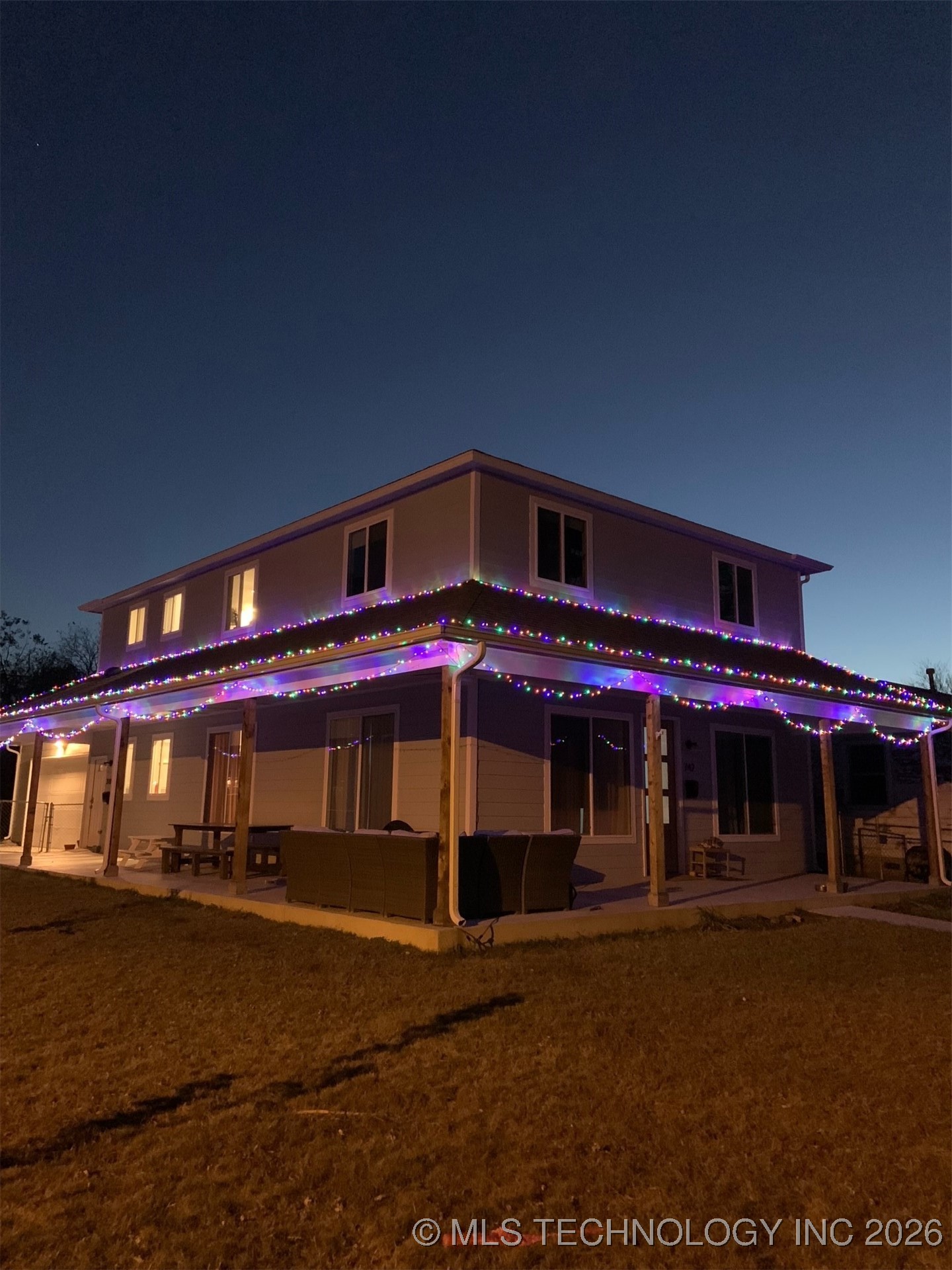 3184 N Iroquois Avenue Property Photo 45