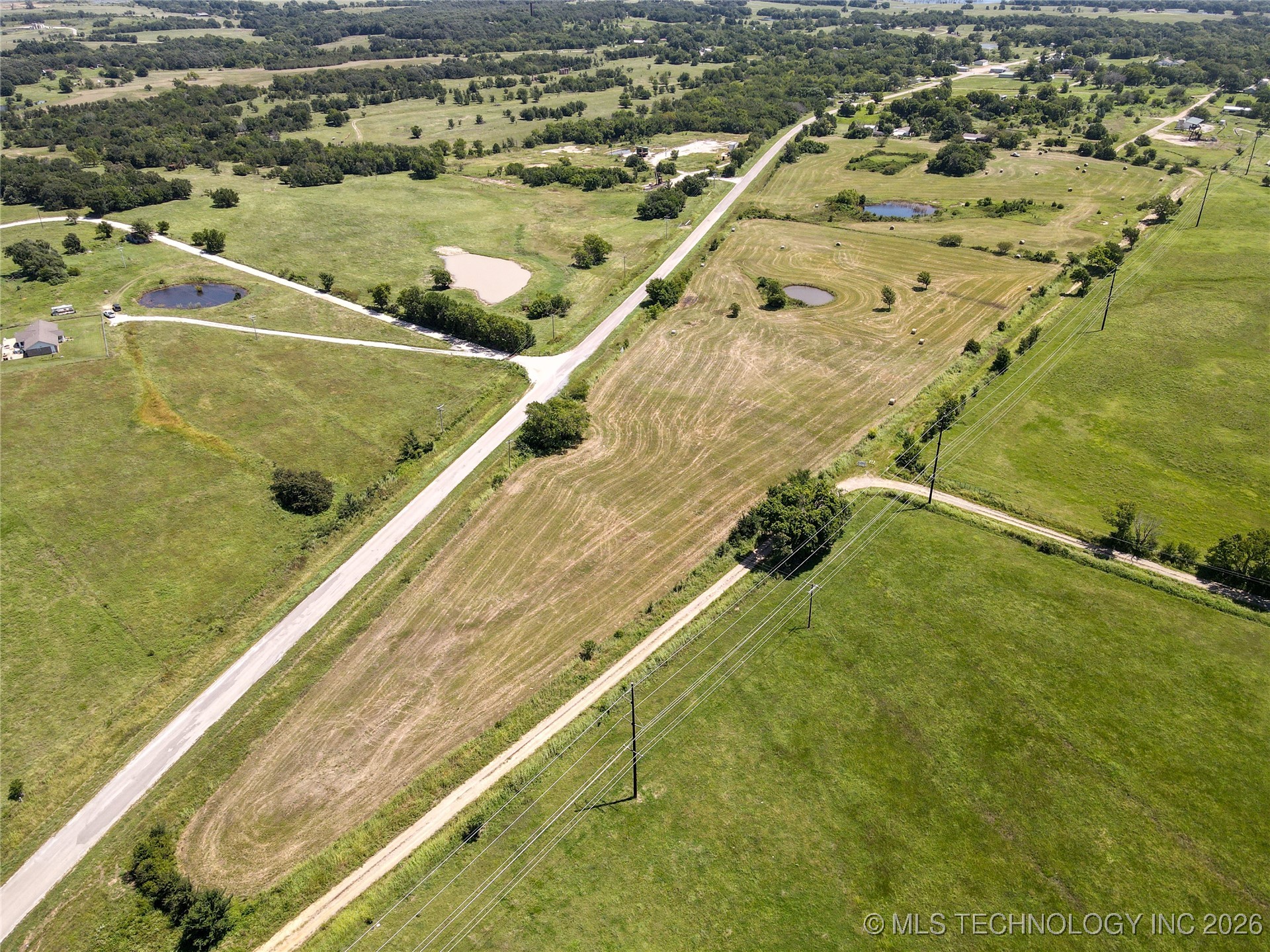 403 W 6th Property Photo 28