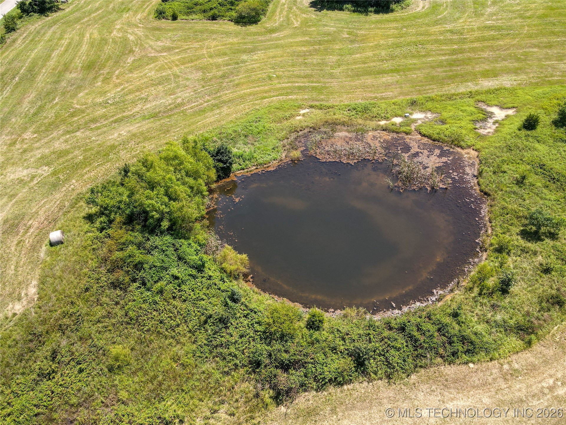 403 W 6th Property Photo 33