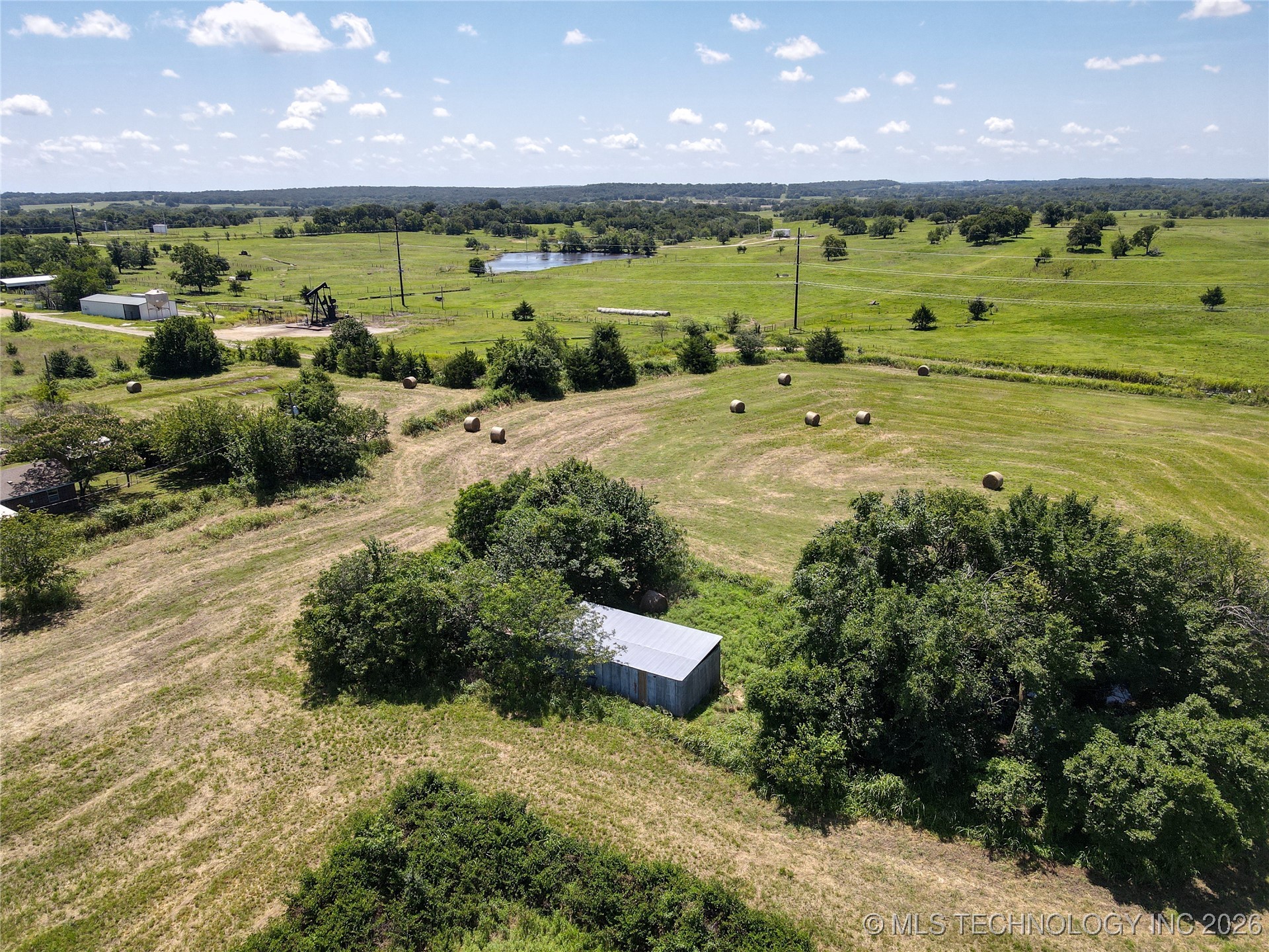 403 W 6th Property Photo 36