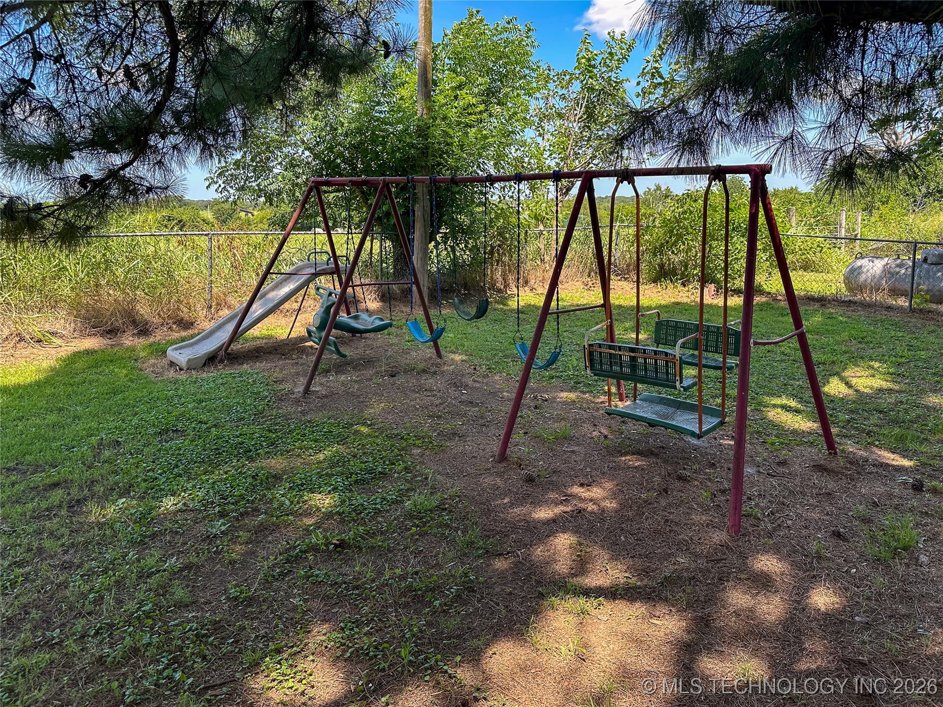 403 W 6th Property Photo 49