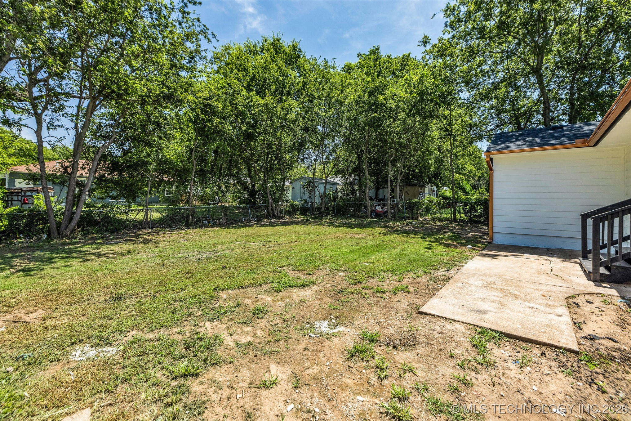 1823 N Harvard Avenue Property Photo 44