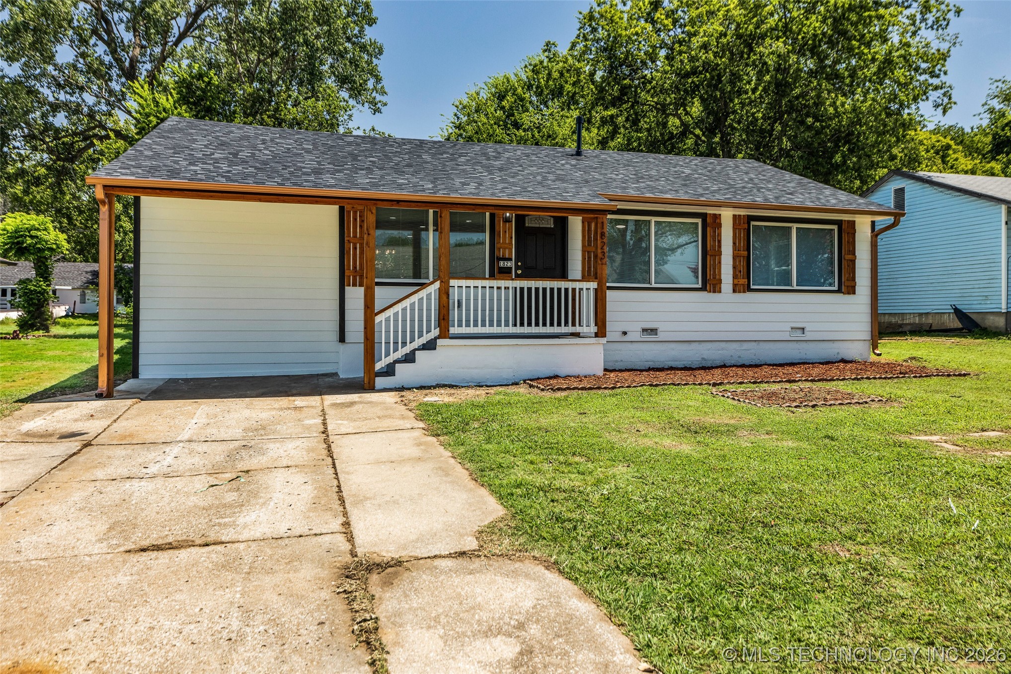 1823 N Harvard Avenue Property Photo 46