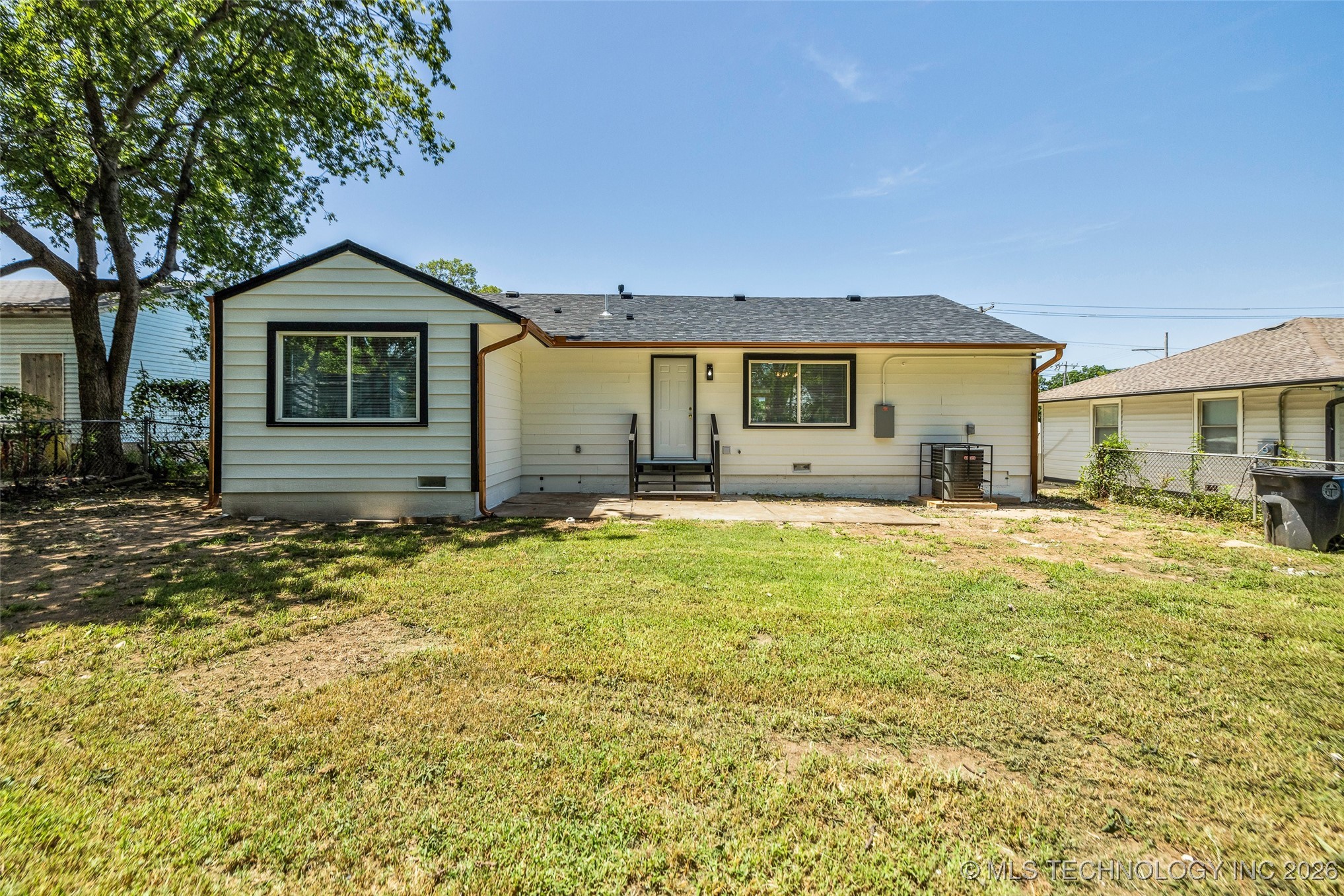 1823 N Harvard Avenue Property Photo 48