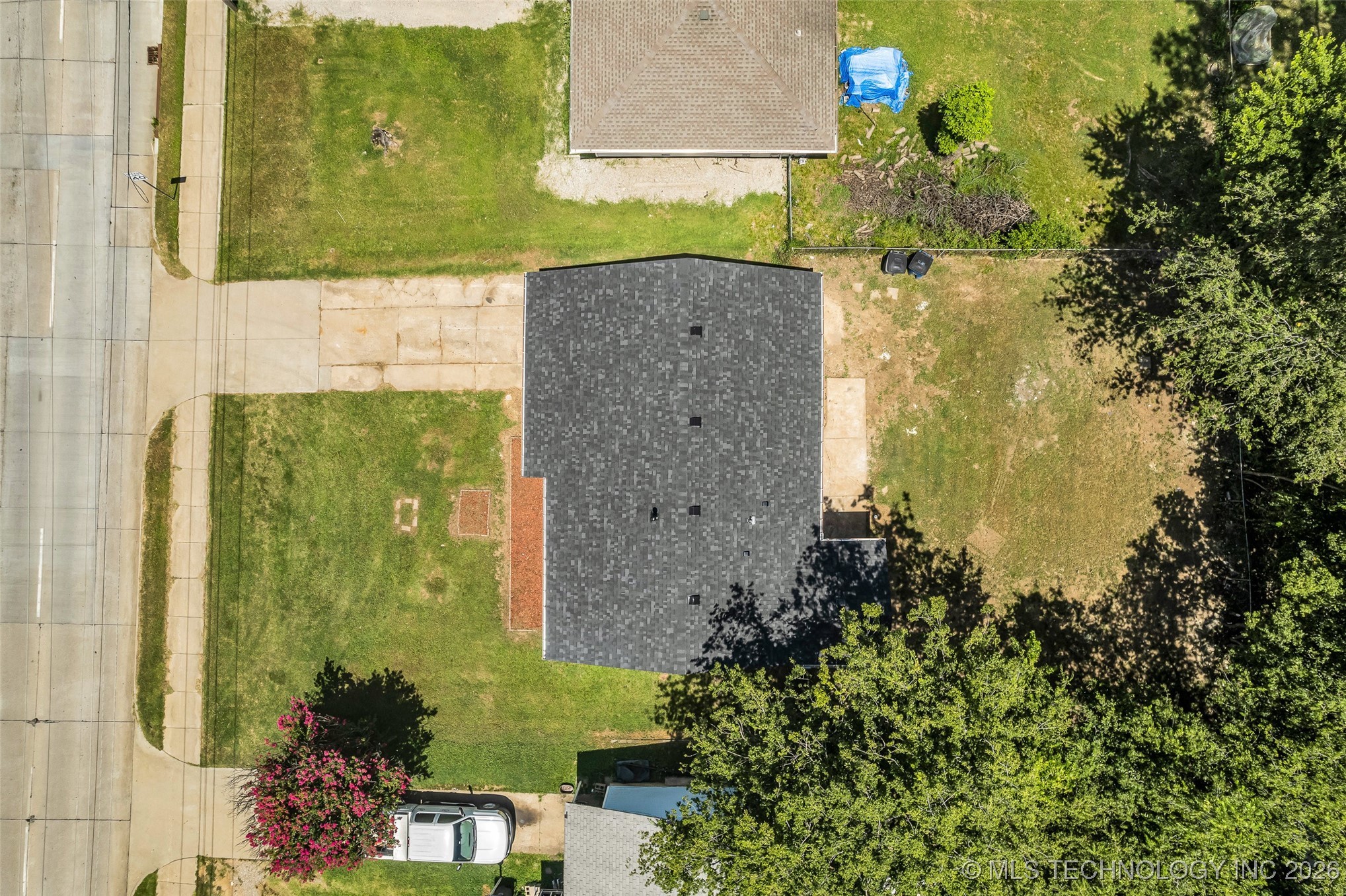 1823 N Harvard Avenue Property Photo 50