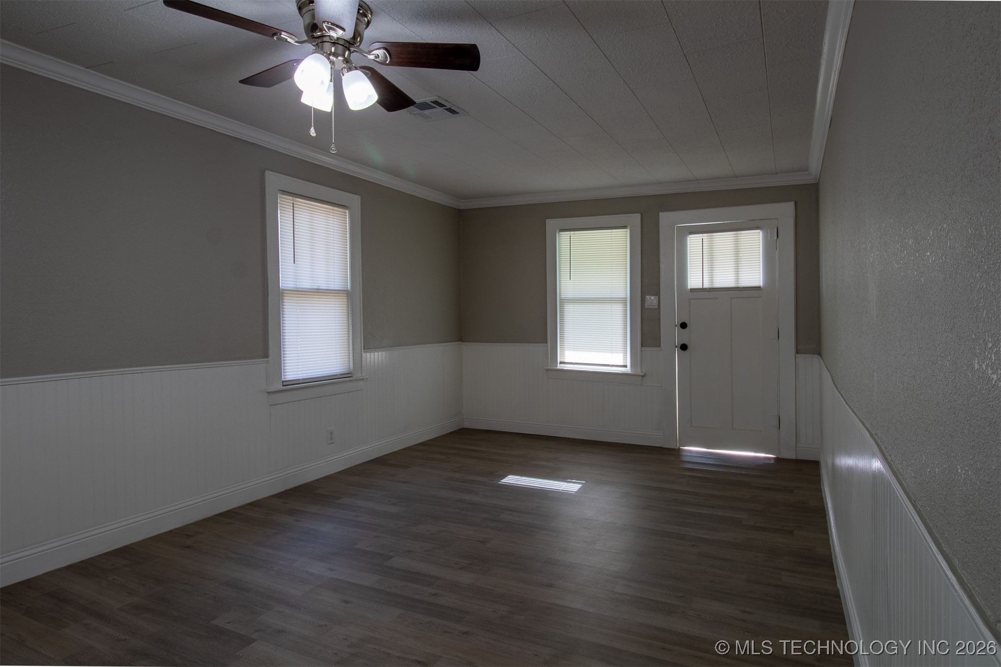 1315 Walnut Street Property Photo 2