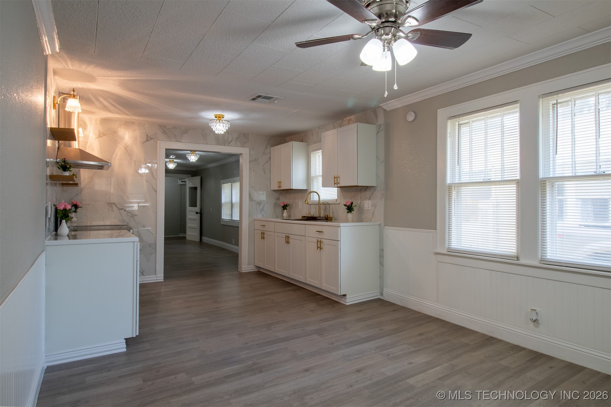 1315 Walnut Street Property Photo 4