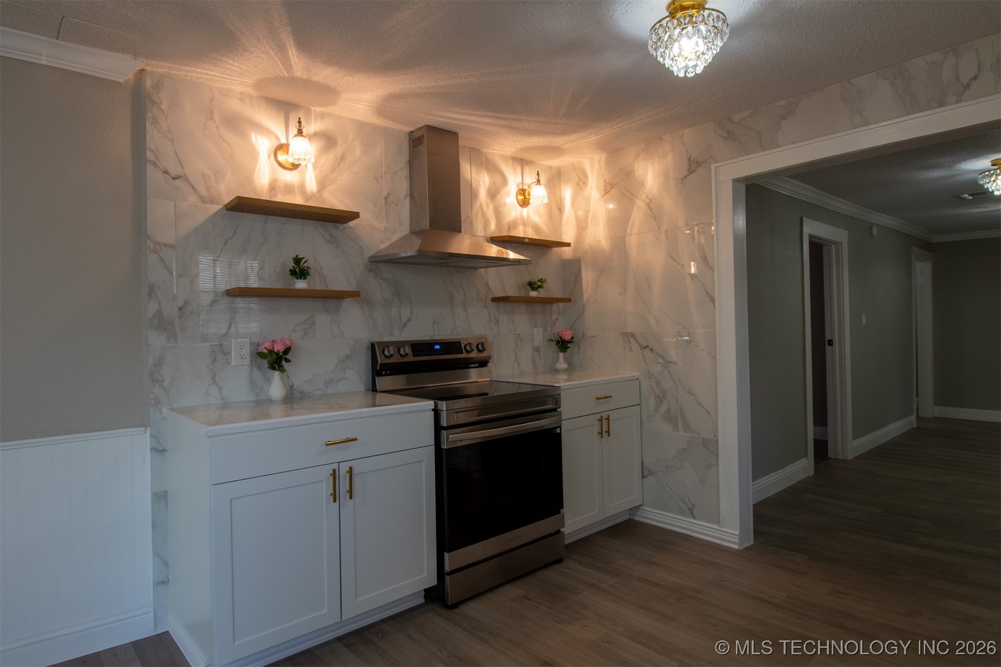 1315 Walnut Street Property Photo 5