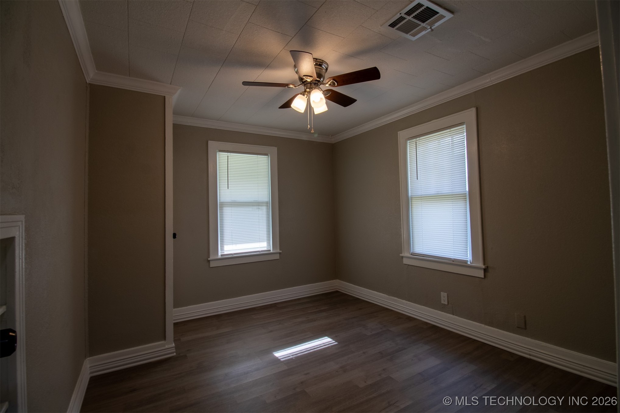 1315 Walnut Street Property Photo 9