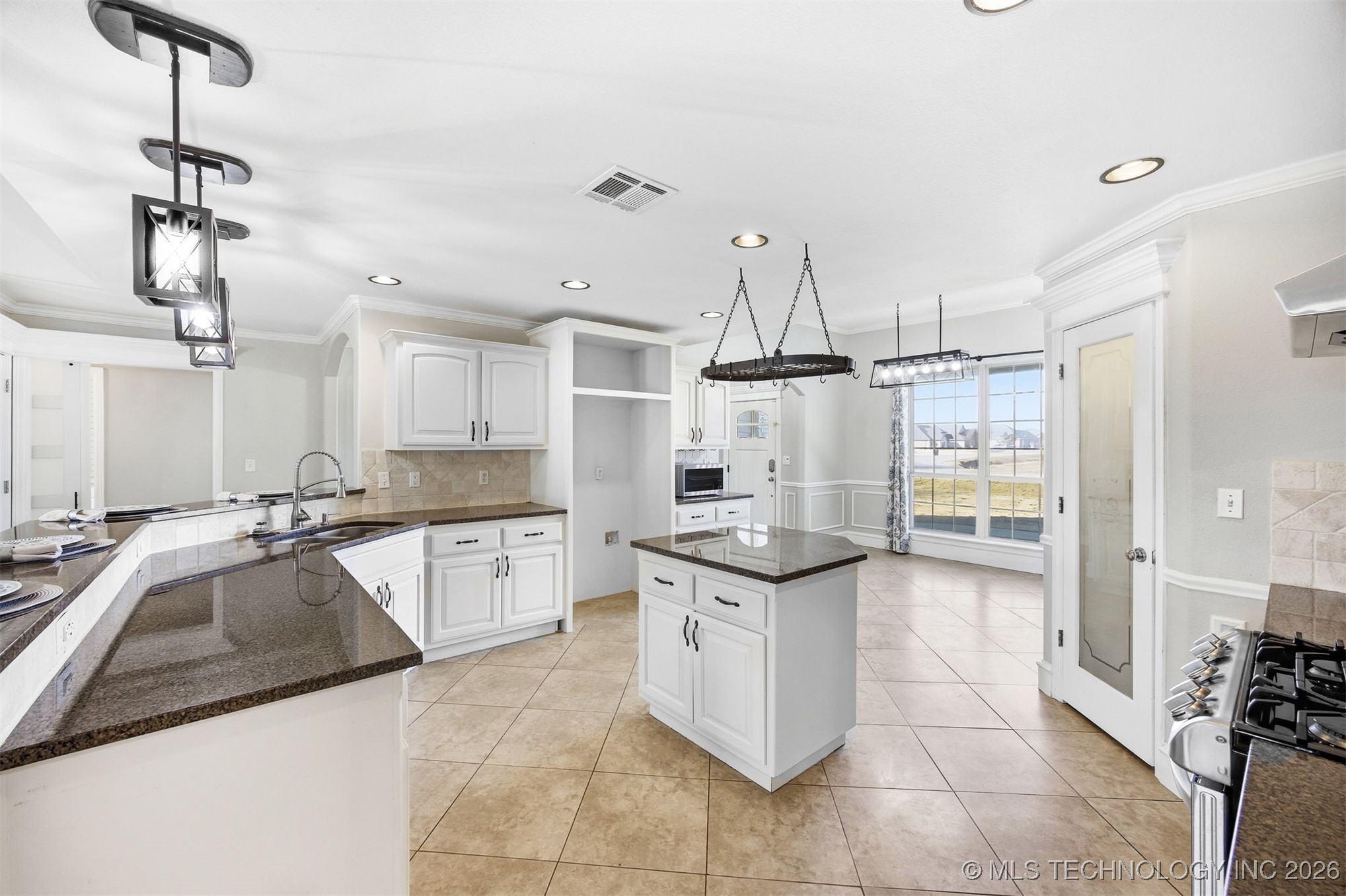 3950 E 127th Street North Property Photo 5