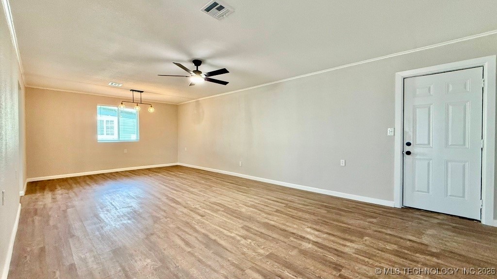 857 N Vancouver Avenue Property Photo 23