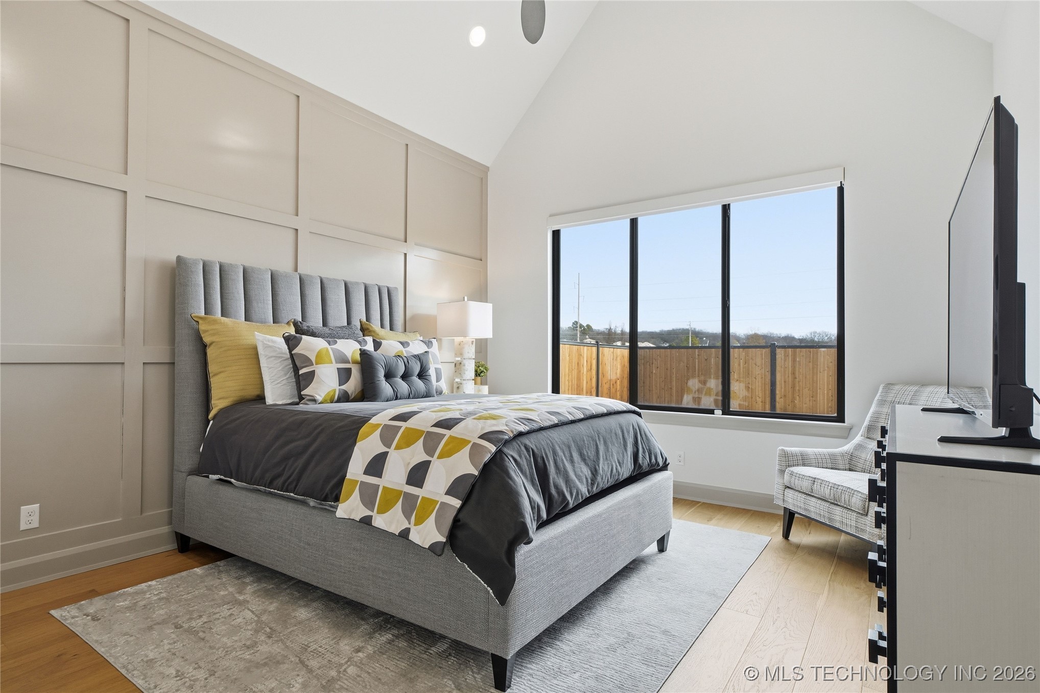 12011 S Vandalia Avenue Property Photo 22