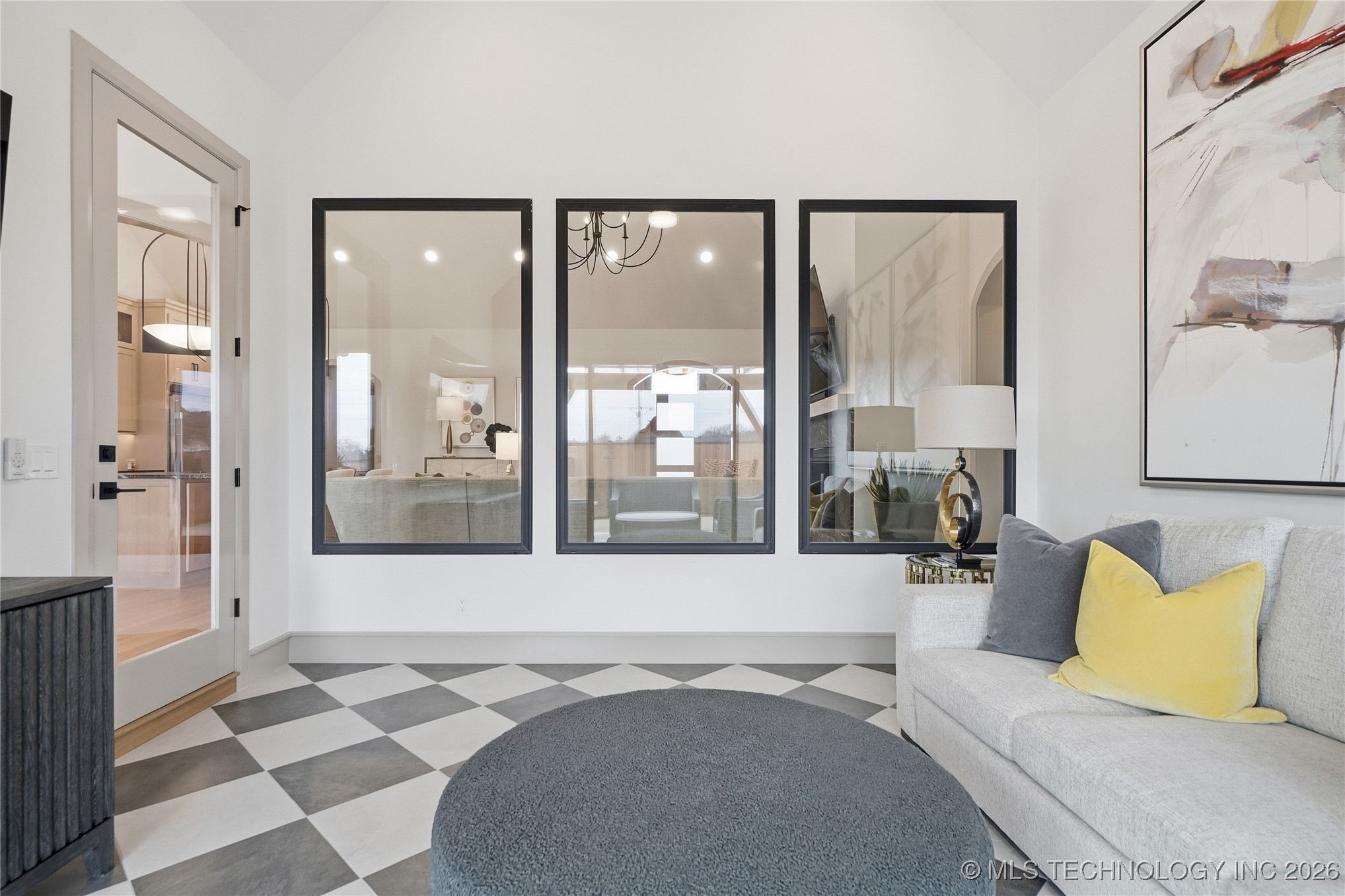 12011 S Vandalia Avenue Property Photo 32