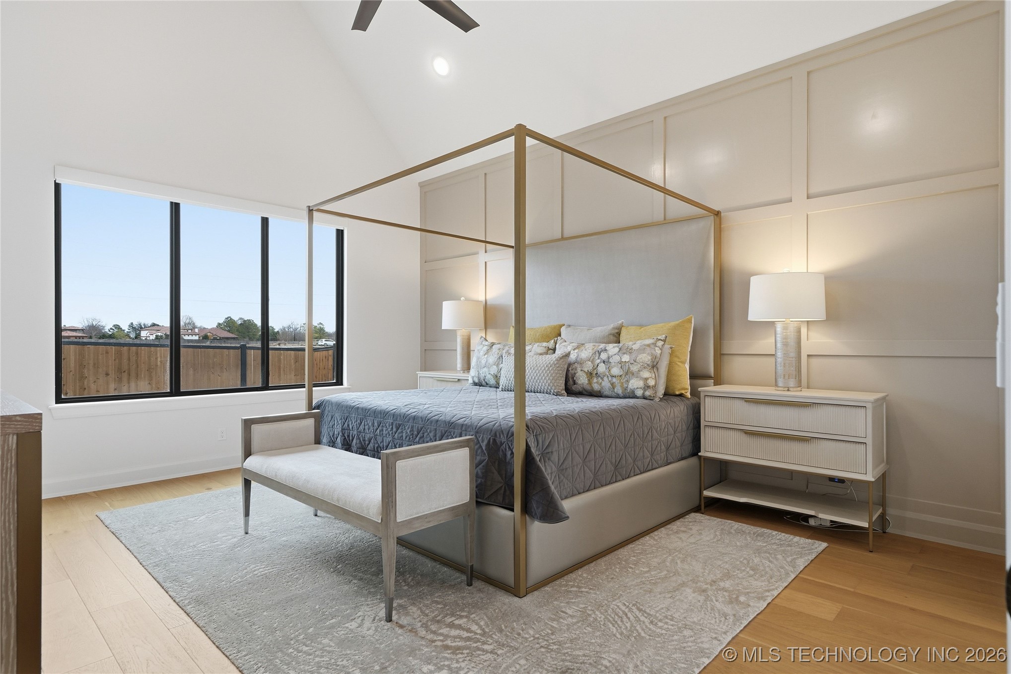 12011 S Vandalia Avenue Property Photo 38