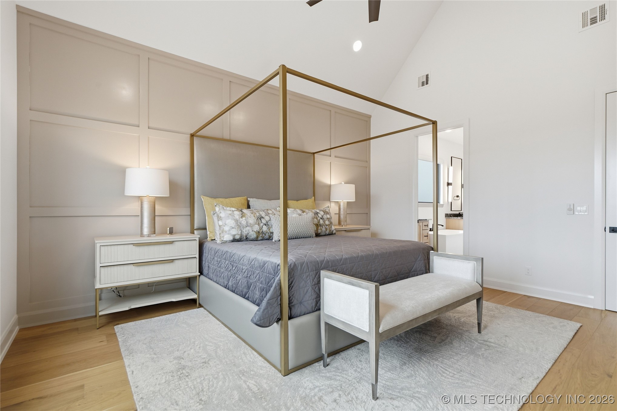 12011 S Vandalia Avenue Property Photo 40