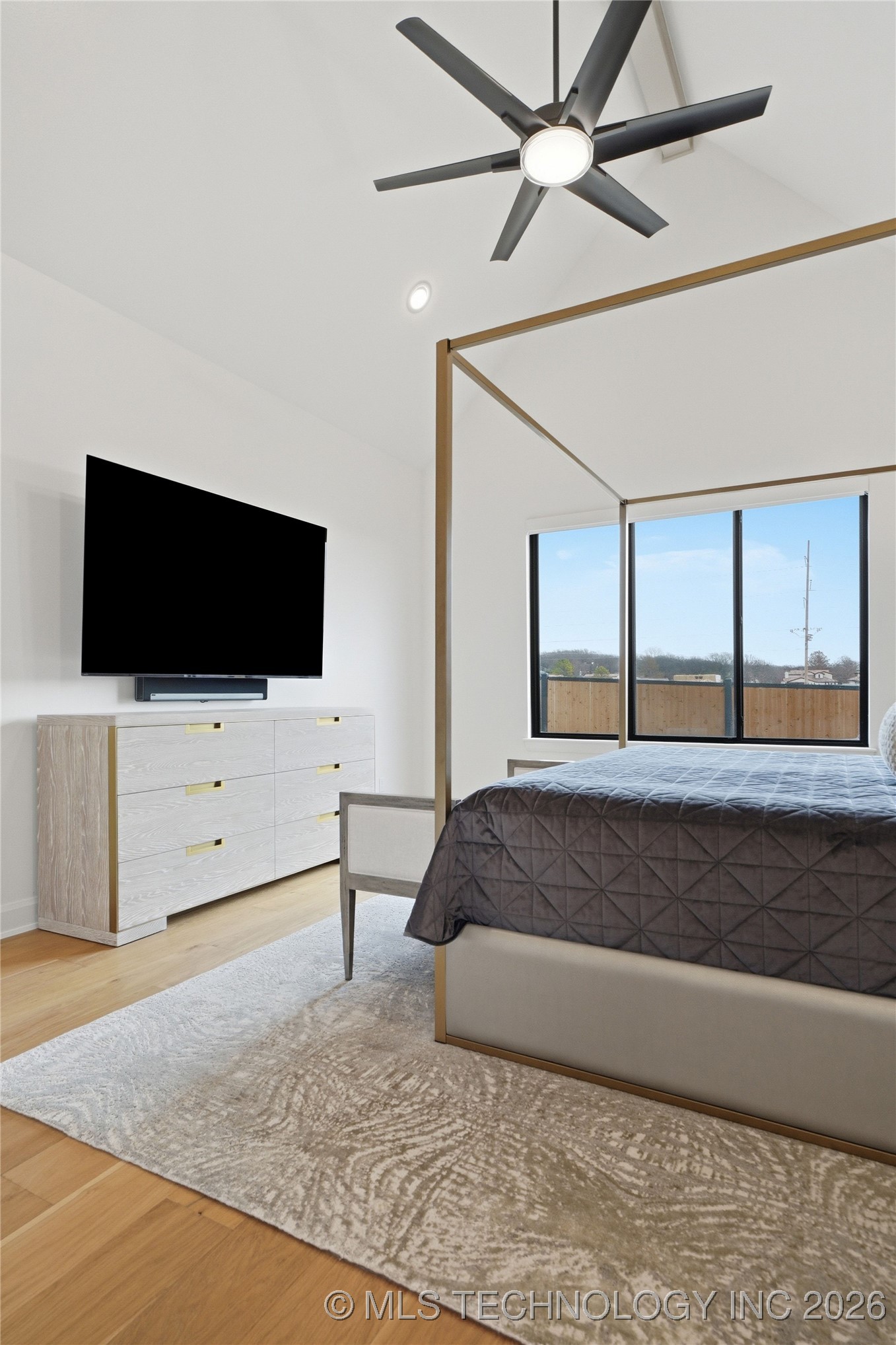 12011 S Vandalia Avenue Property Photo 42