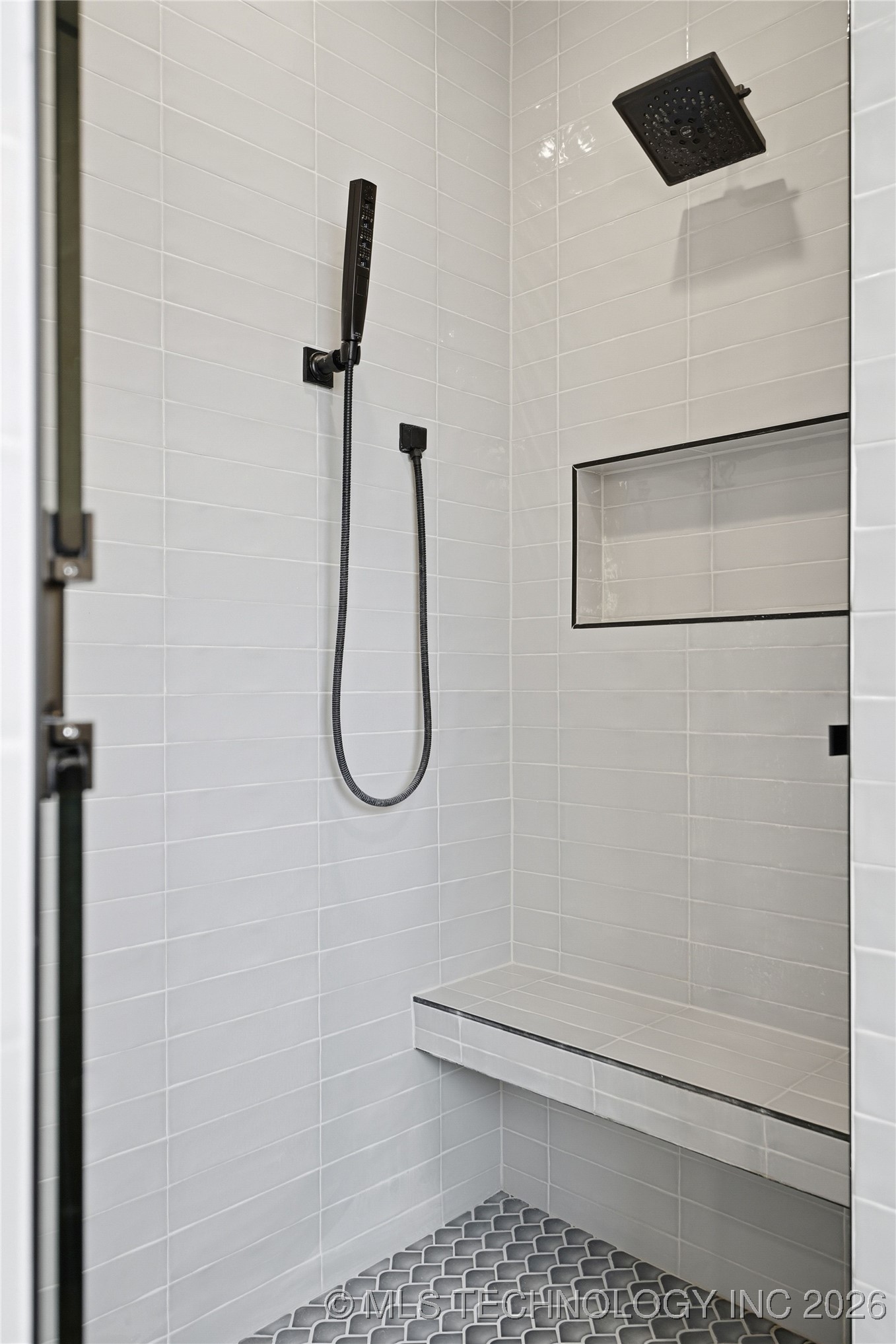 12011 S Vandalia Avenue Property Photo 45